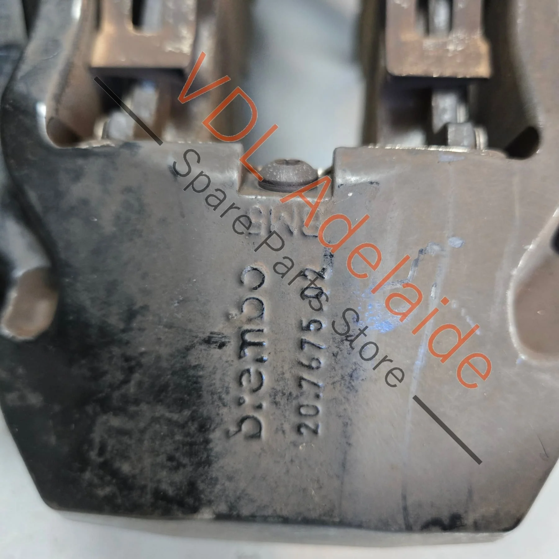 Audi R8 RS4 RS5 8 Piston Front Brake Caliper Pair for 365 x 34mm rotor 8T0615107 8T0615108 - Image 4