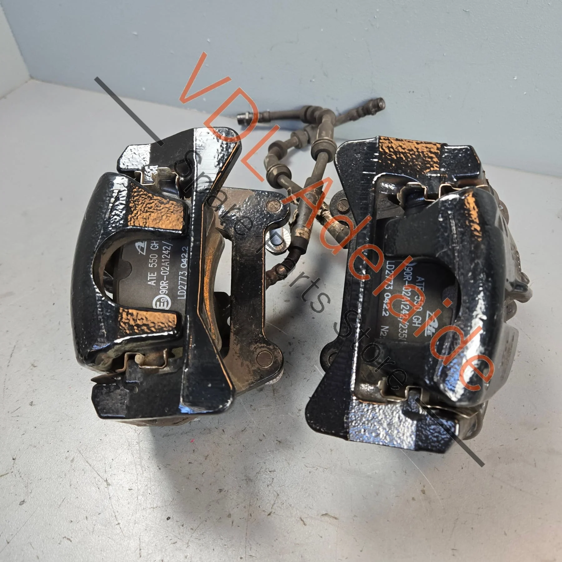 Audi RS4 RS5 Rear Brake Caliper Pair for 330 x 22mm rotor - Image 2