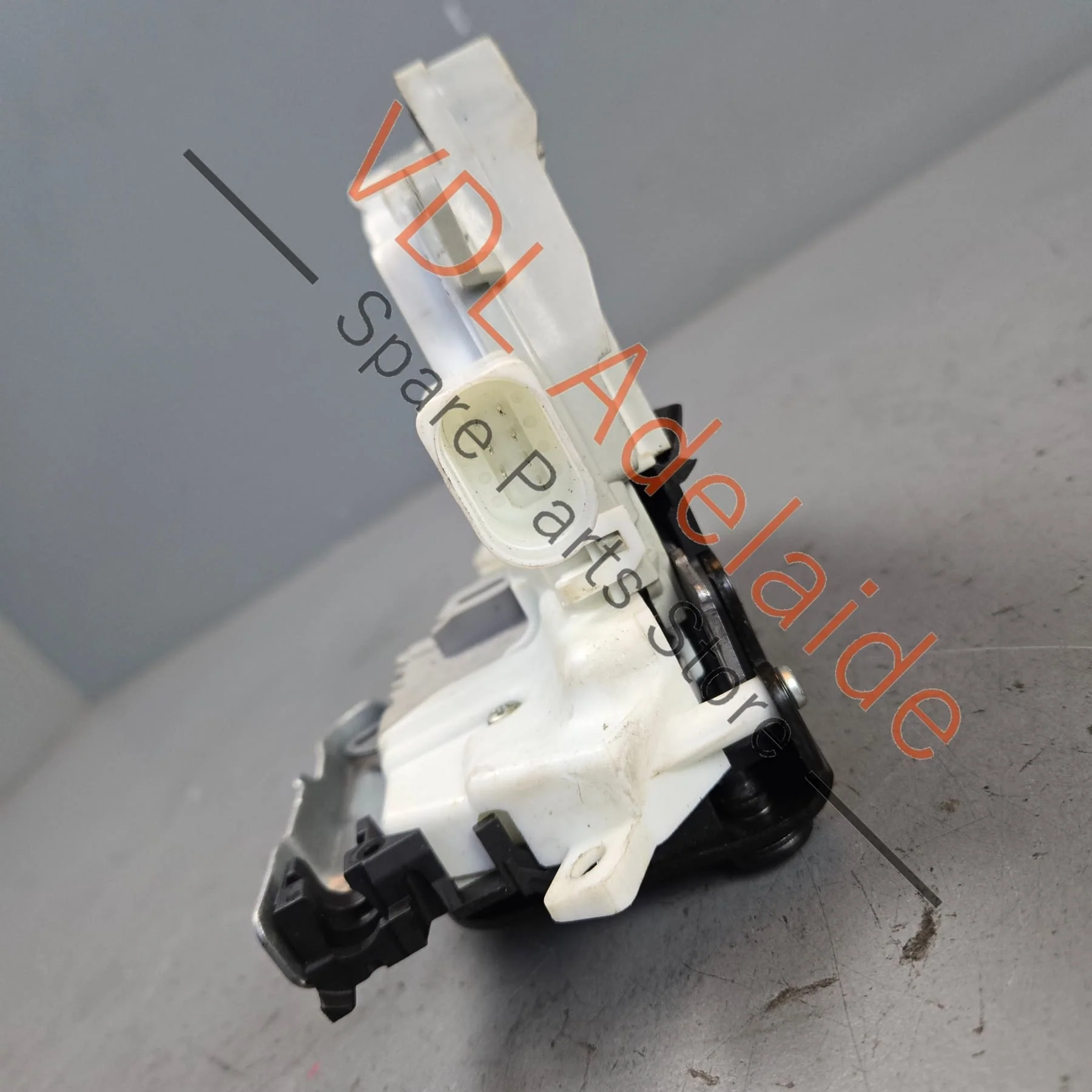 Audi A5 RS5 Right Side Door Lock Module 8J2837016E - Image 5
