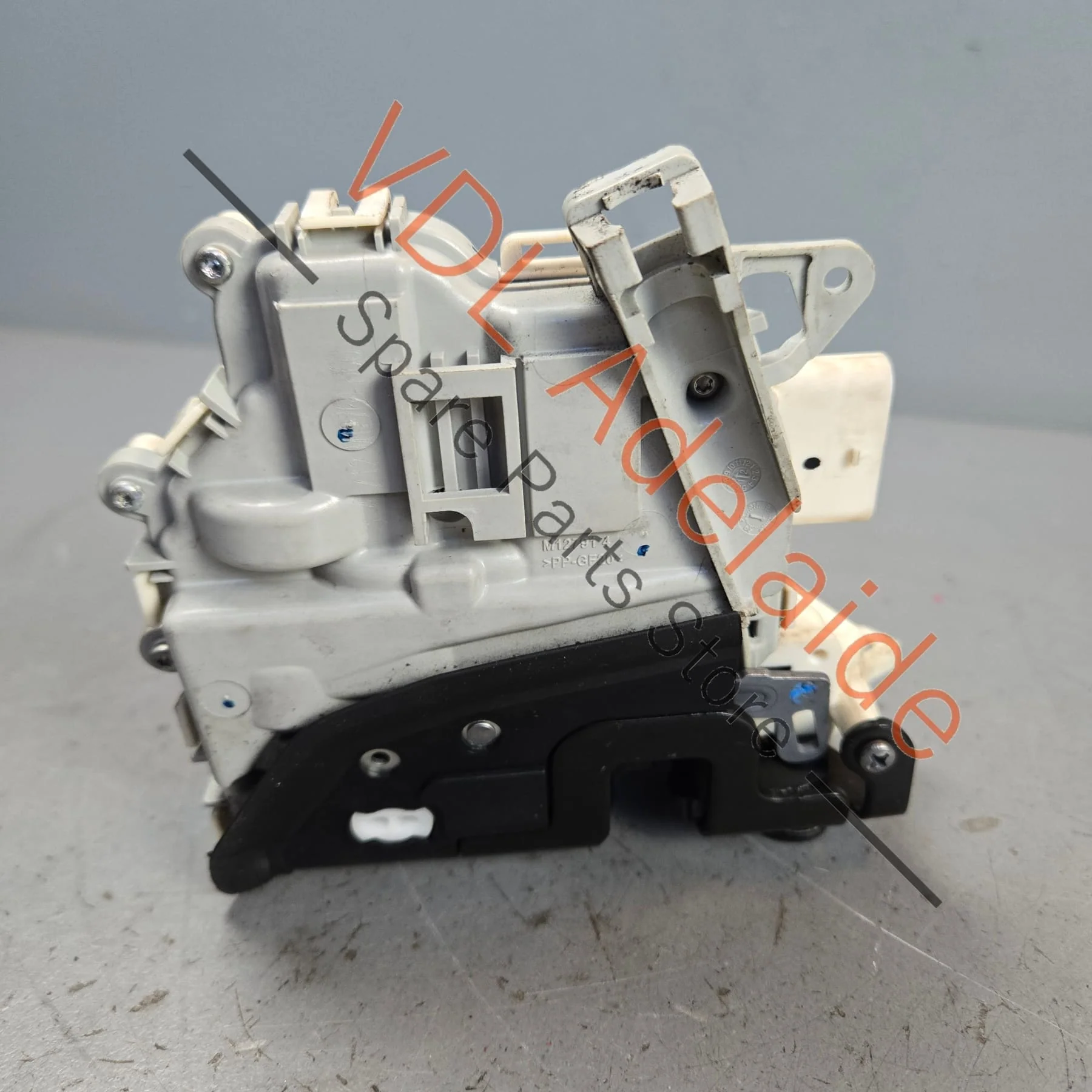 Audi A5 RS5 Left Side Door Lock Module 8J2837015C - Image 3