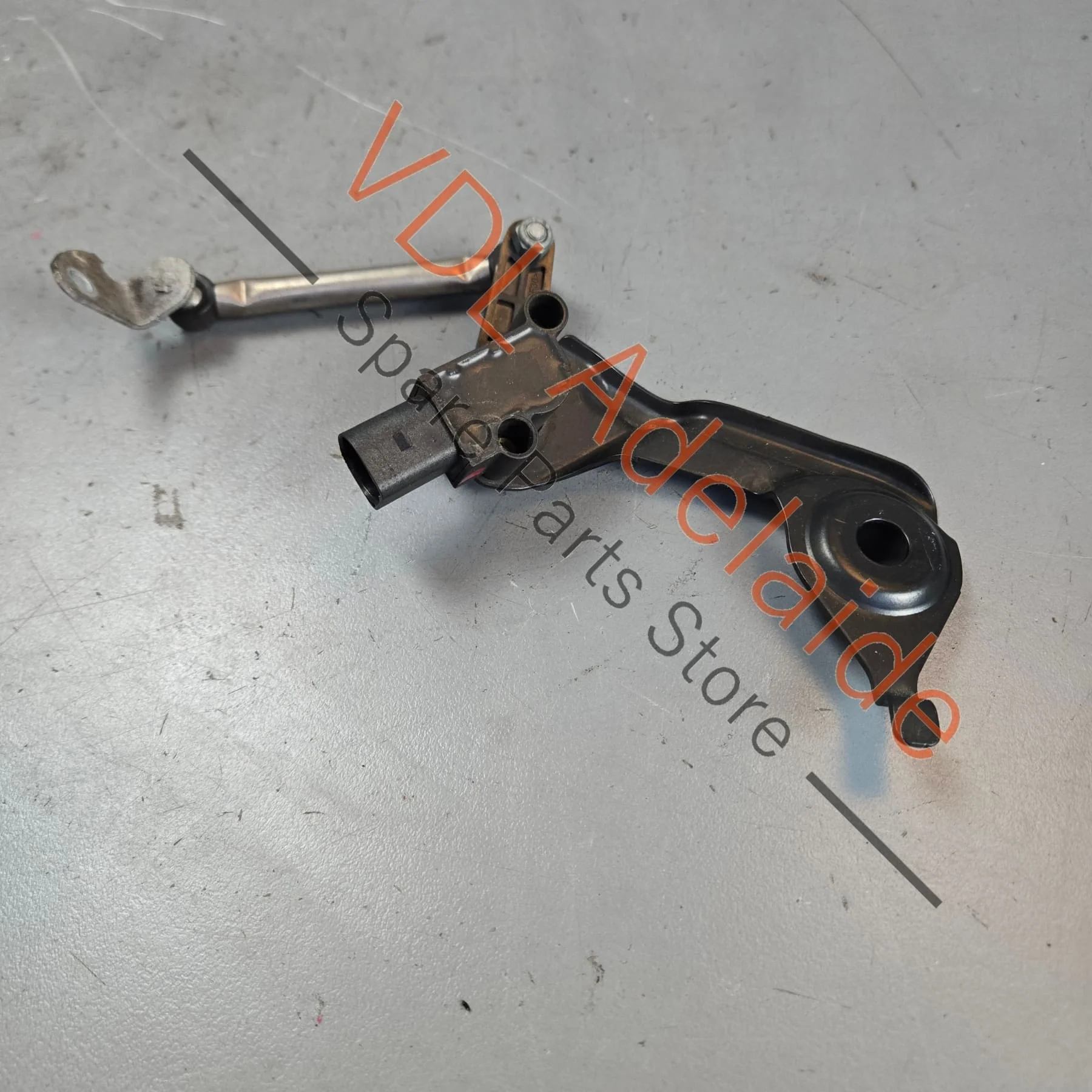 Audi RS5 Rear Suspension Level Sensor 8K0941309F