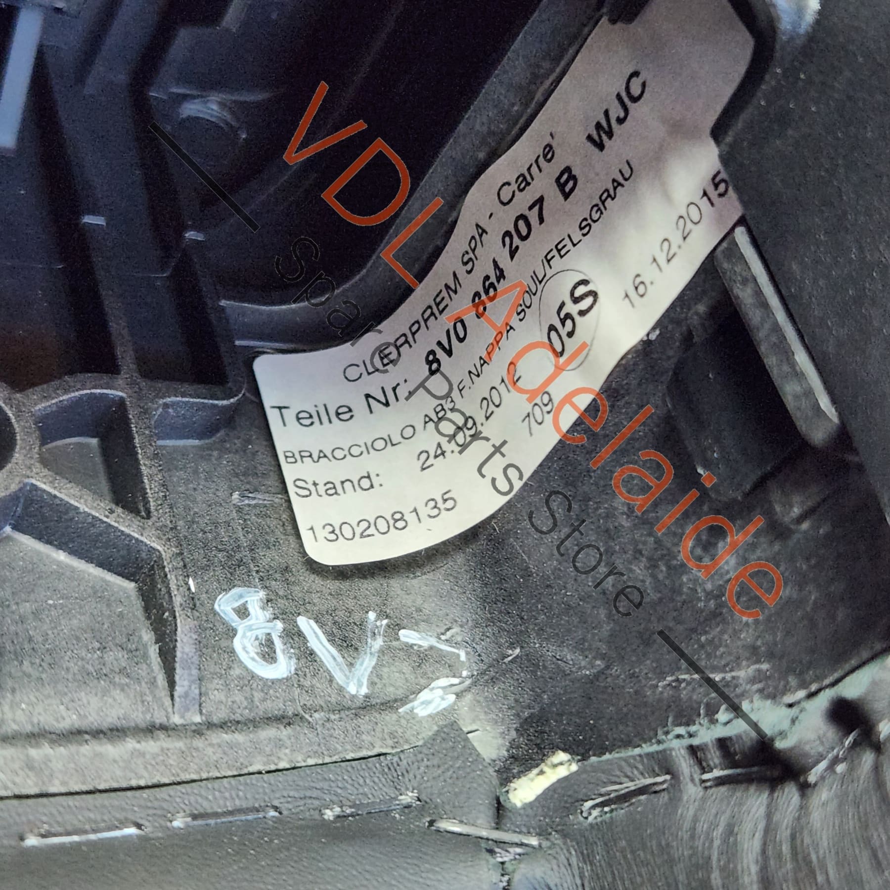 Audi A3 S3 RS3 8V Leather Centre Arm Rest Interior 8V0864207B WJC - Image 5
