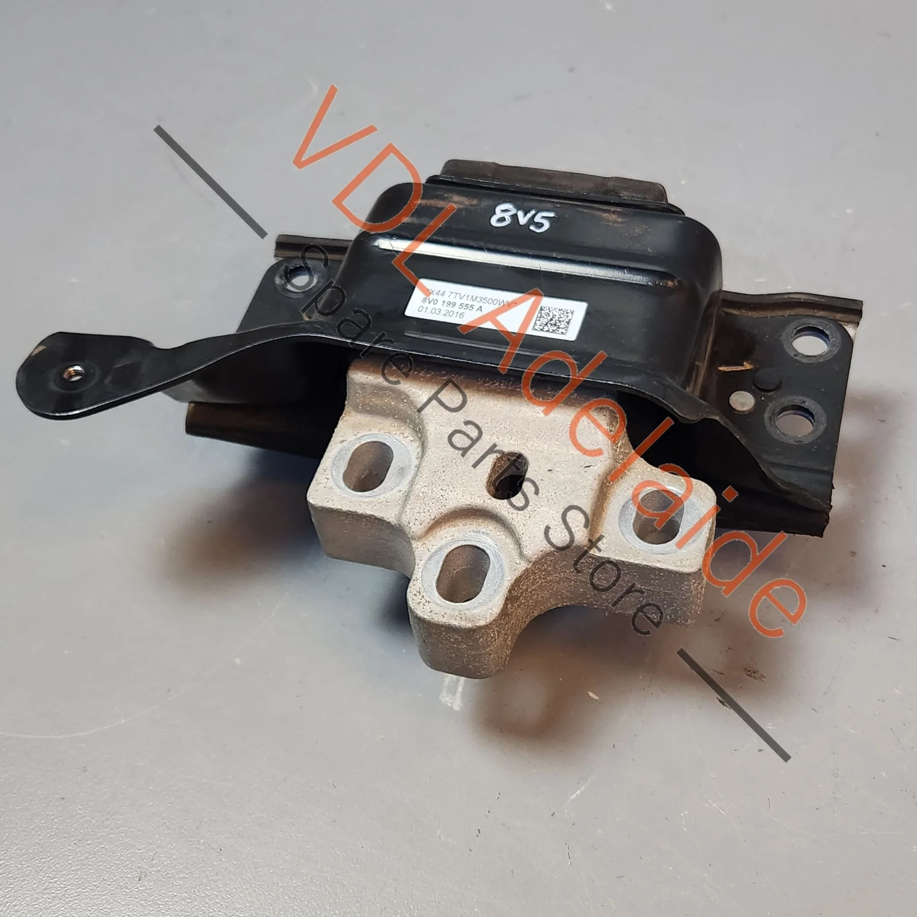 Audi RS3 8V Left Side Gearbox Engine Mount 8V0199555A