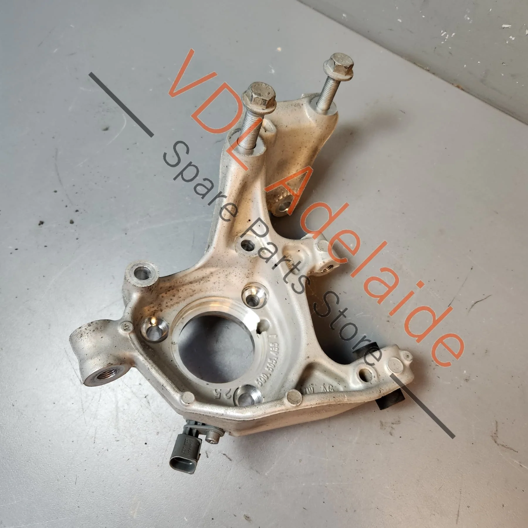 Audi A3 S3 RS3 Rear Left Wheel Bearing Housing Hub Knuckle 5Q0505435J - Image 4