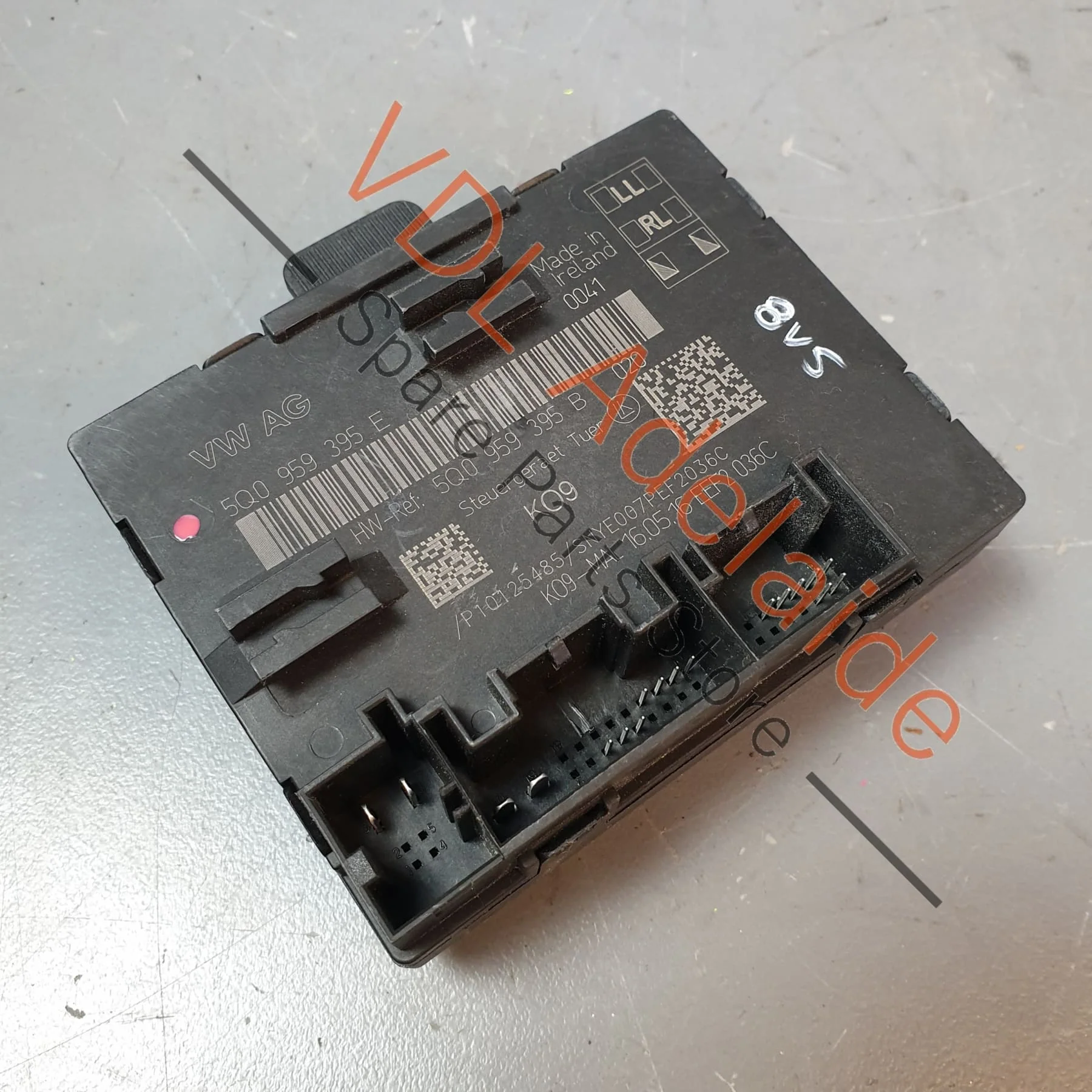 Audi RS3 8V Rear Door Control Unit Module 5Q0959395E - Image 4