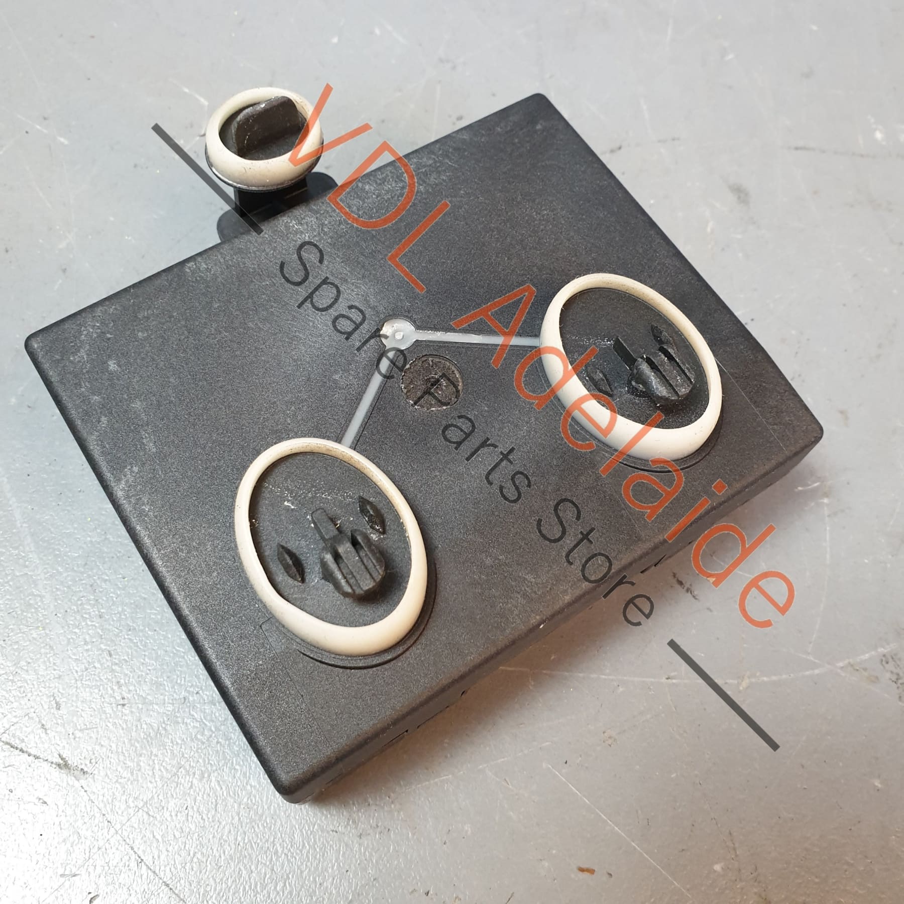 Audi RS3 8V Rear Door Control Unit Module 5Q0959395E - Image 6