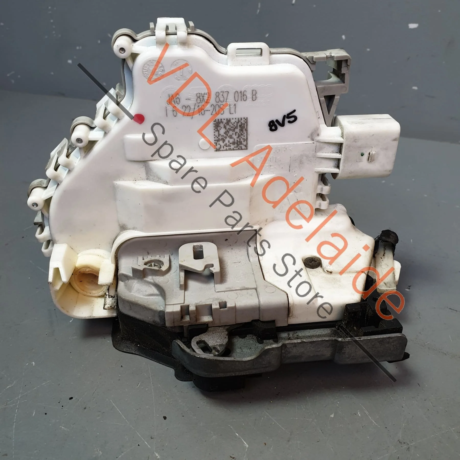 Audi RS3 S3 A3 8V Front Right Driver Door Lock Mechanism RHD 8X2837016B