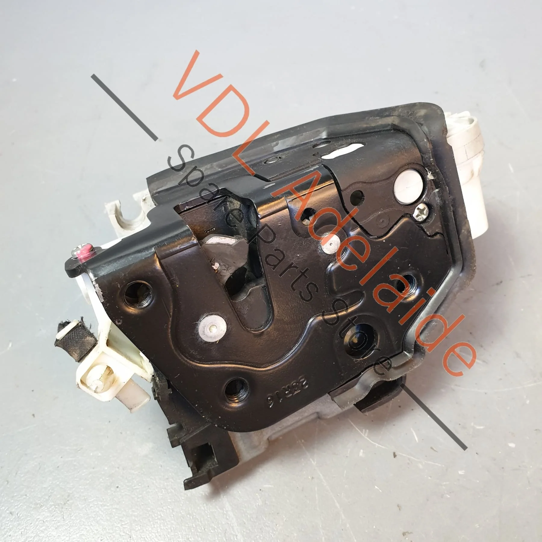 Audi RS3 S3 A3 8V Front Right Driver Door Lock Mechanism RHD 8X2837016B - Image 3