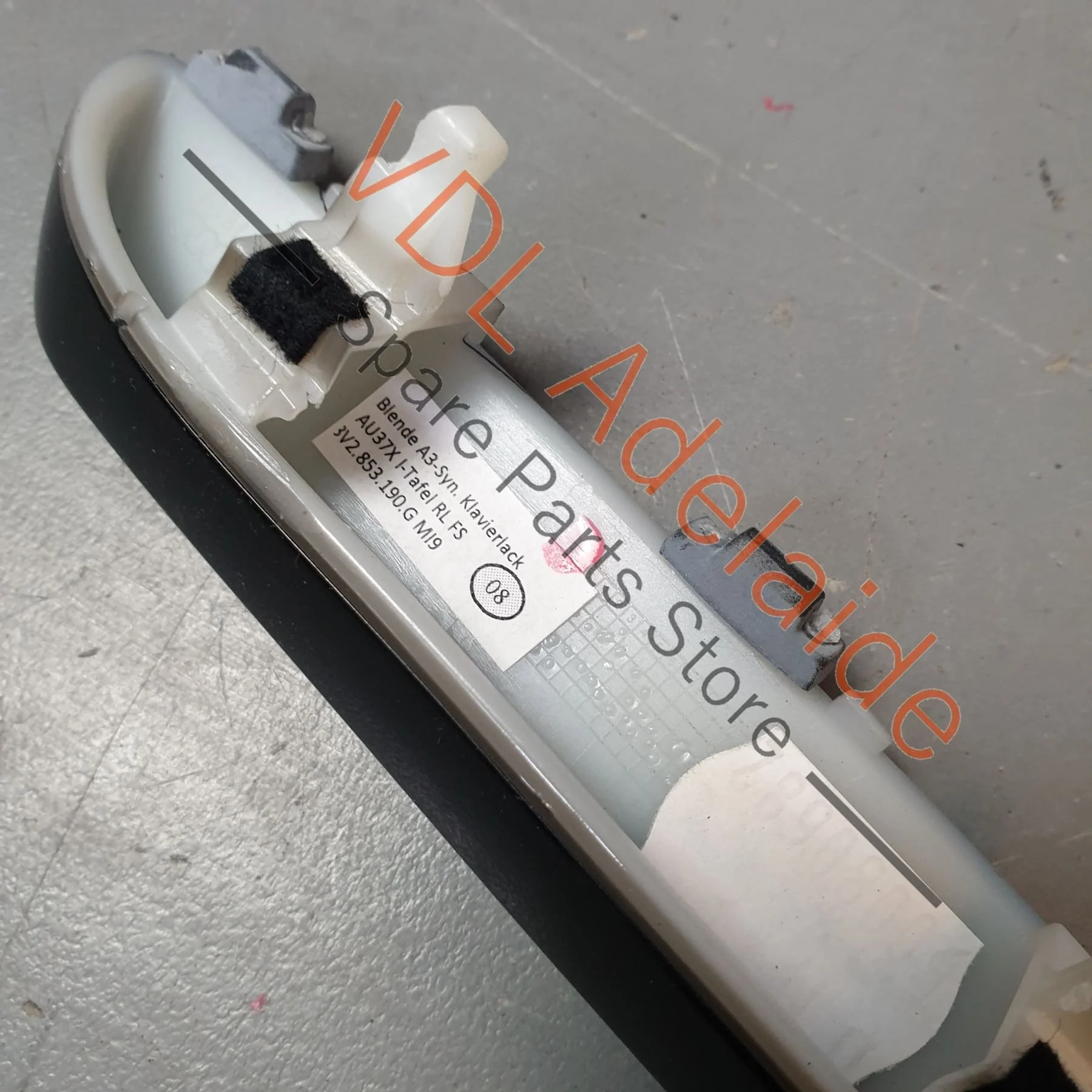 Audi RS3 8V Right Driver Side Dash Inlay Trim RHD 8V2853190G - Image 2