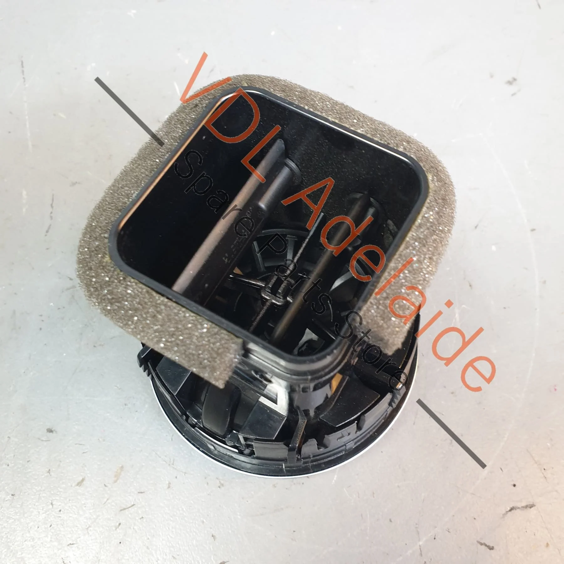 Audi 8V Dashboard Air Vent Suits Left Right or Middle 8V0820901A 6PS - Image 6