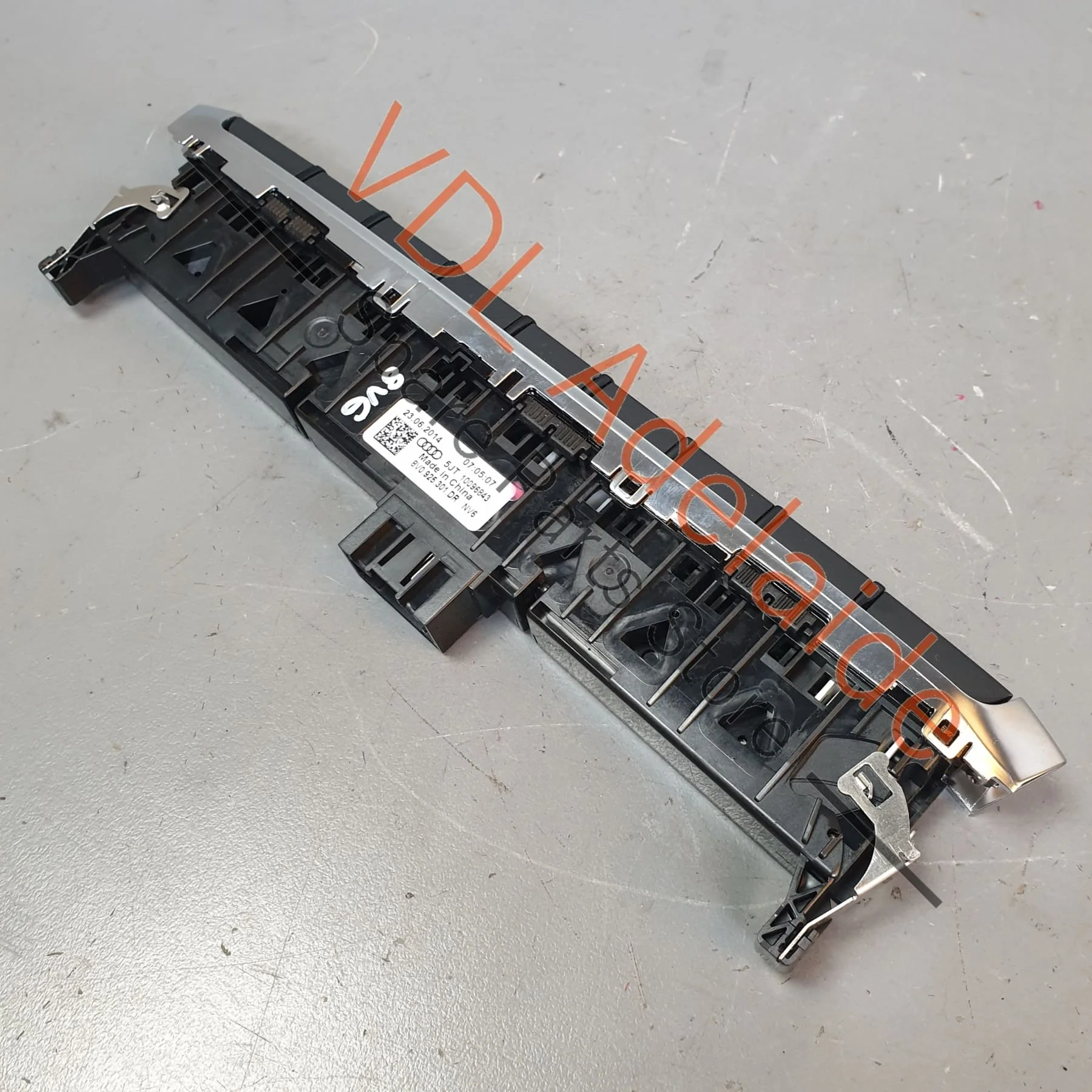 Audi A3 S3 Dashboard Switch 8V0925301DR - Image 9