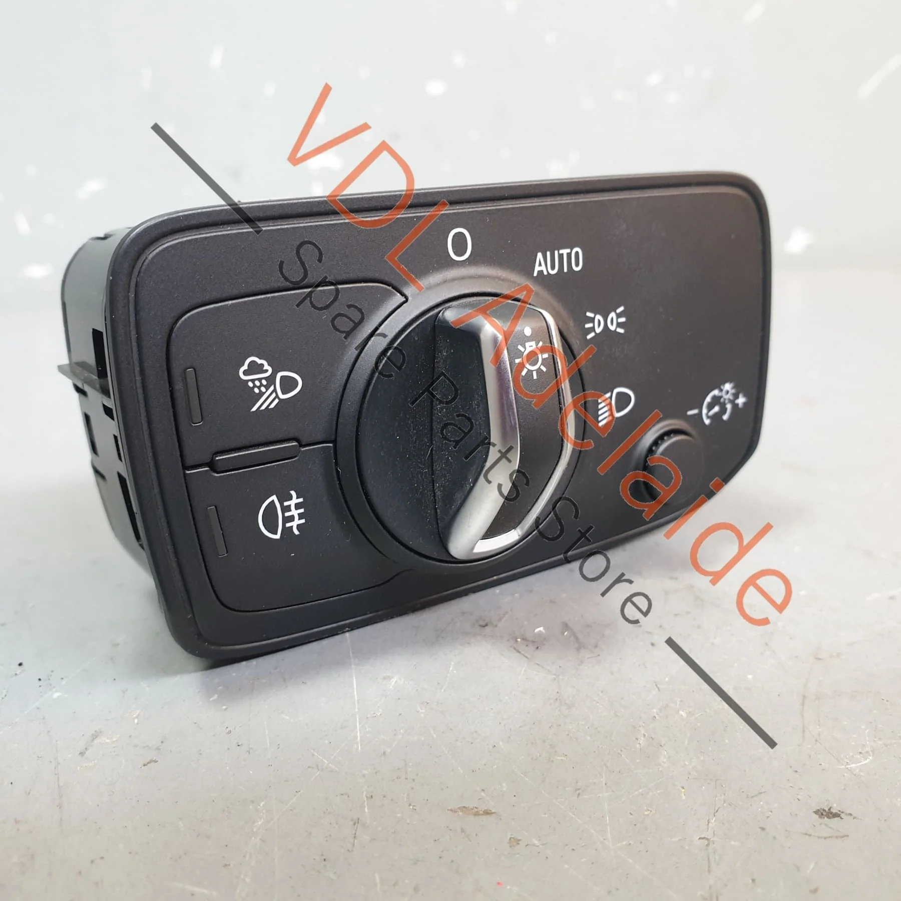 Audi R3 8V Headlight Headlamp Switch for Side Lights & Driving Lights 8V0941531AA - Image 2