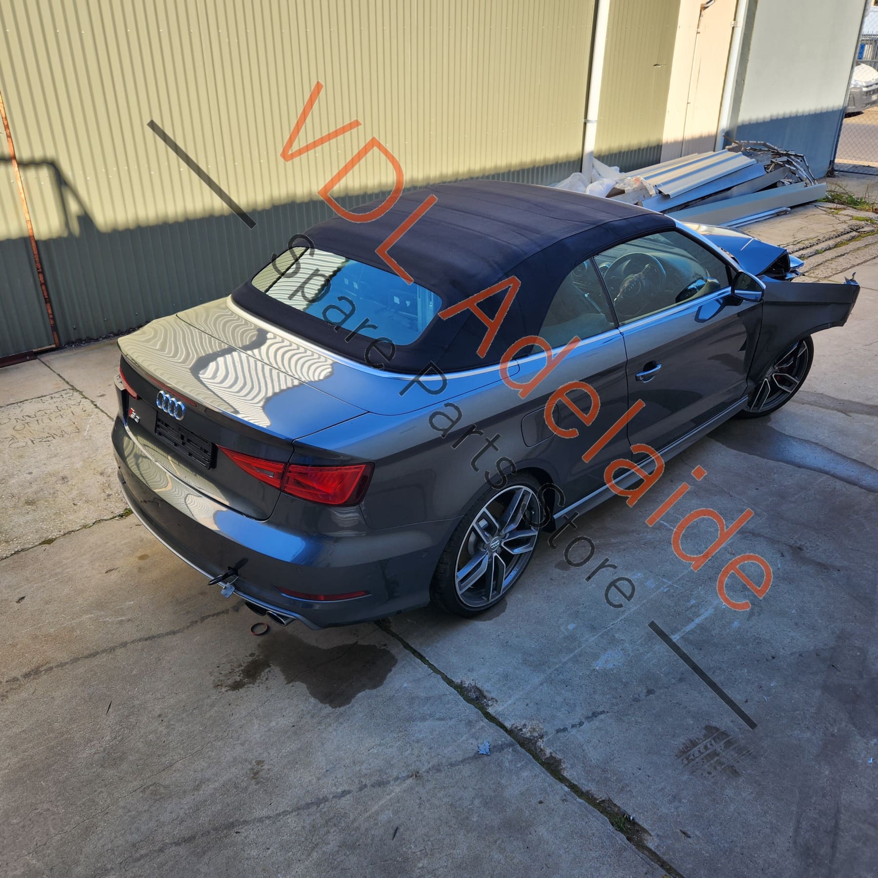 Audi A3 S3 Thrid Middle Centre High Level Brake Light 8V7945087 - Image 3
