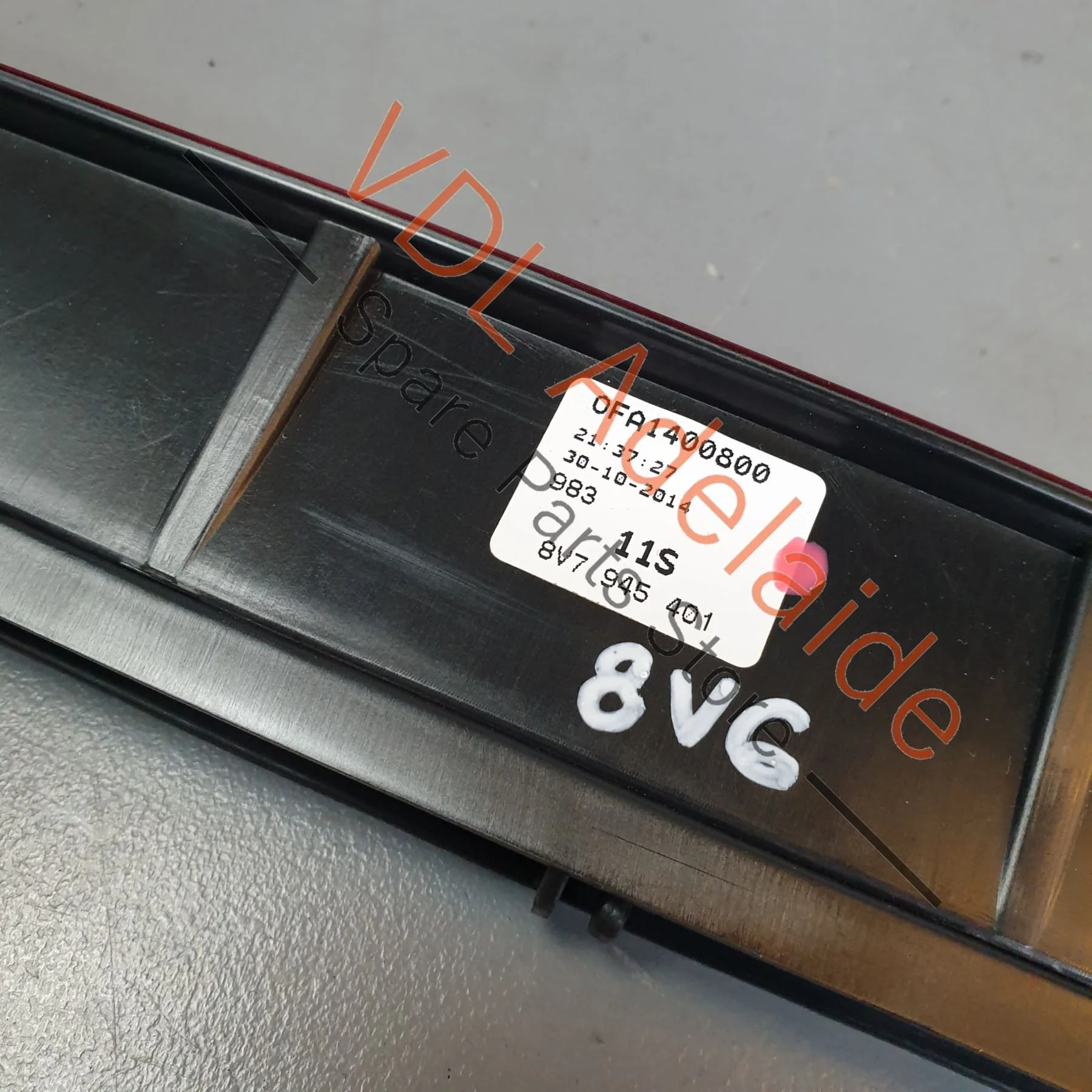 Audi A3 S3 Thrid Middle Centre High Level Brake Light 8V7945087 - Image 5