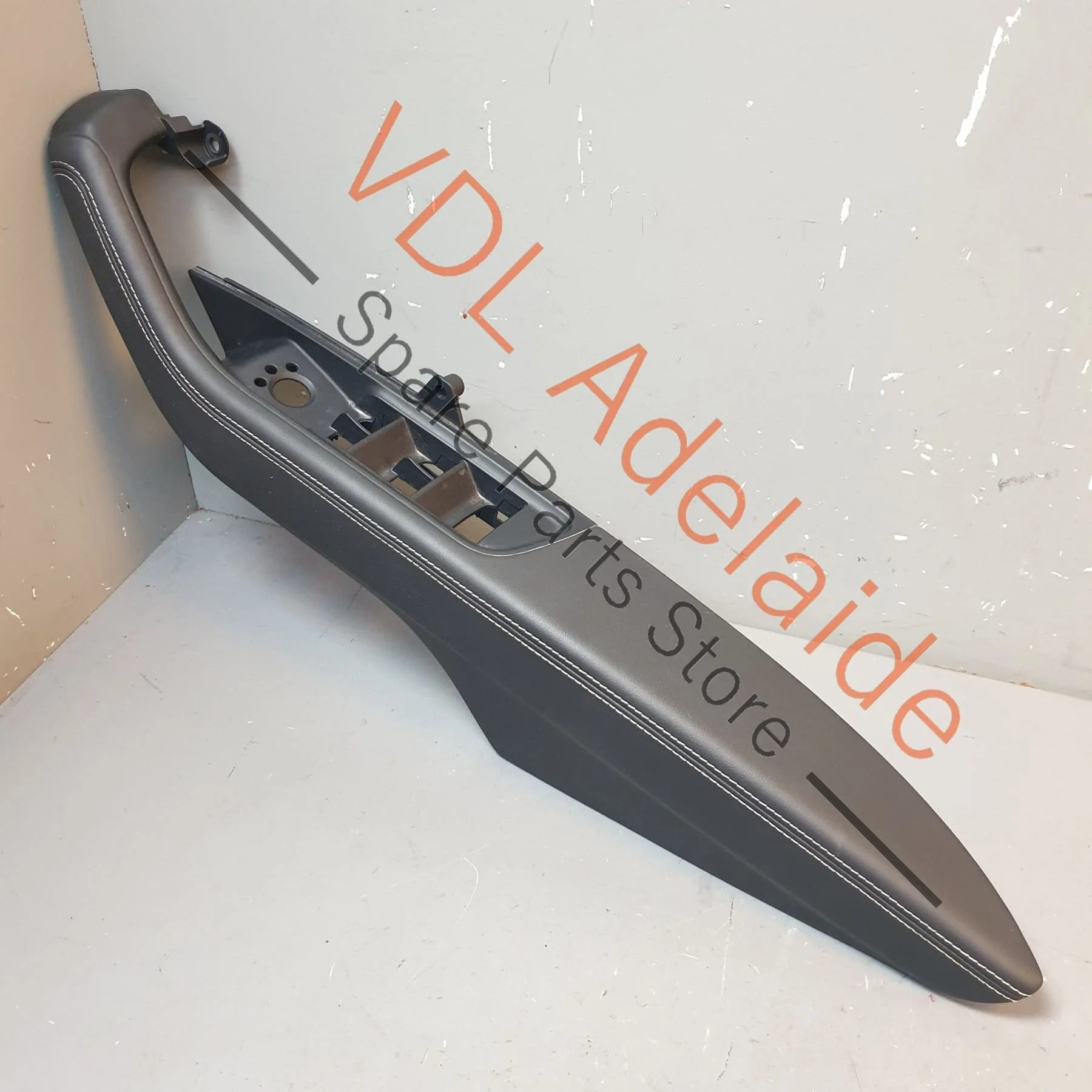 Audi A3 S3 RS3 Right Side Drivers Leather Interior Trim Arm Rest Door Handle 8V7867174D RUI 8V7959522