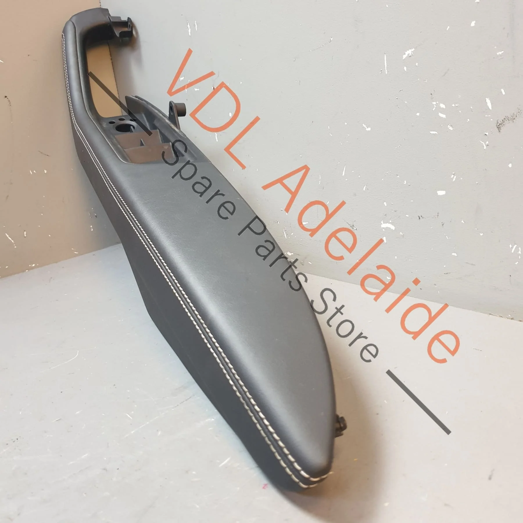 Audi A3 S3 RS3 Right Side Drivers Leather Interior Trim Arm Rest Door Handle 8V7867174D RUI 8V7959522 - Image 5