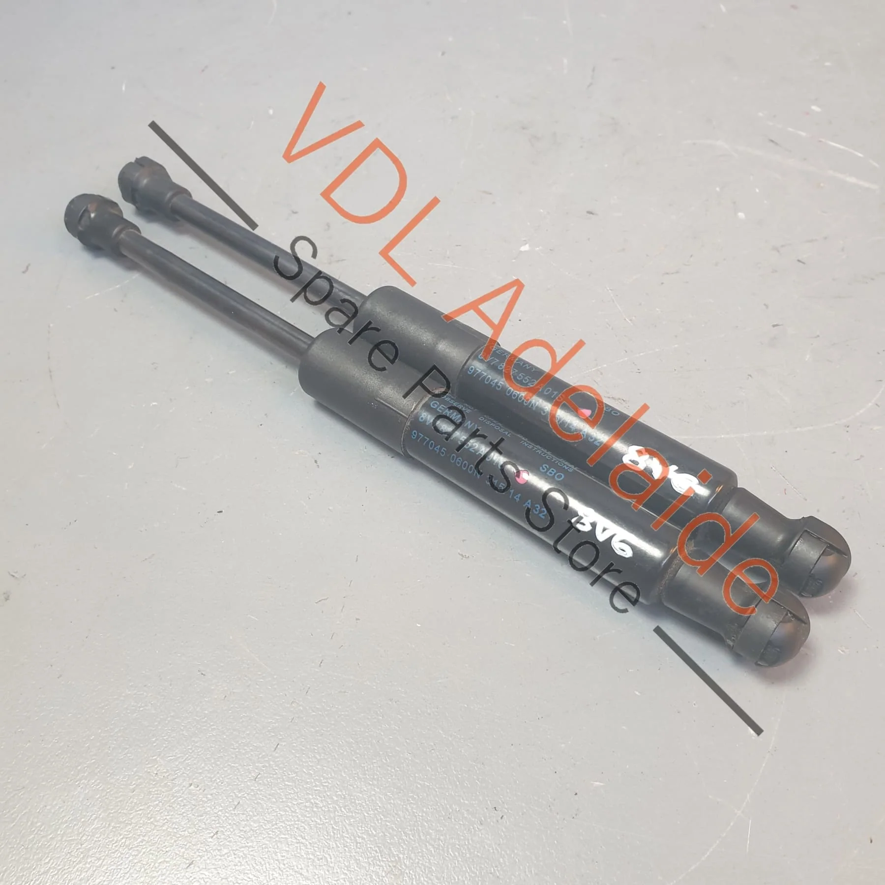 Audi A3 S3 Cabriolet Convertible Rear Boot Trunk Gas Lift Struts (Pair) 8V7827552A