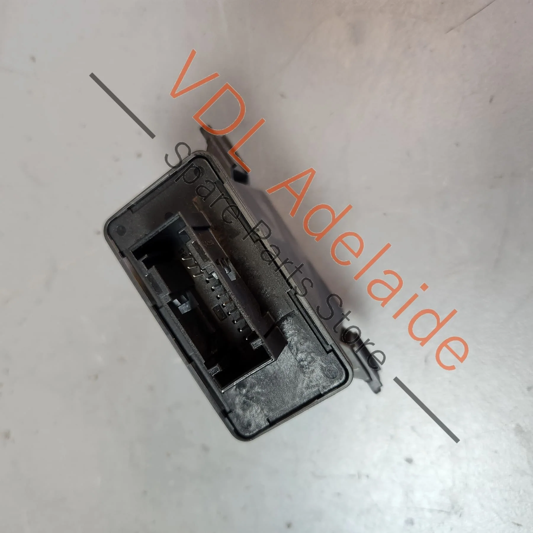 Audi Headlight Module for Automatic Range & Cornering Control 7P6907357C - Image 2