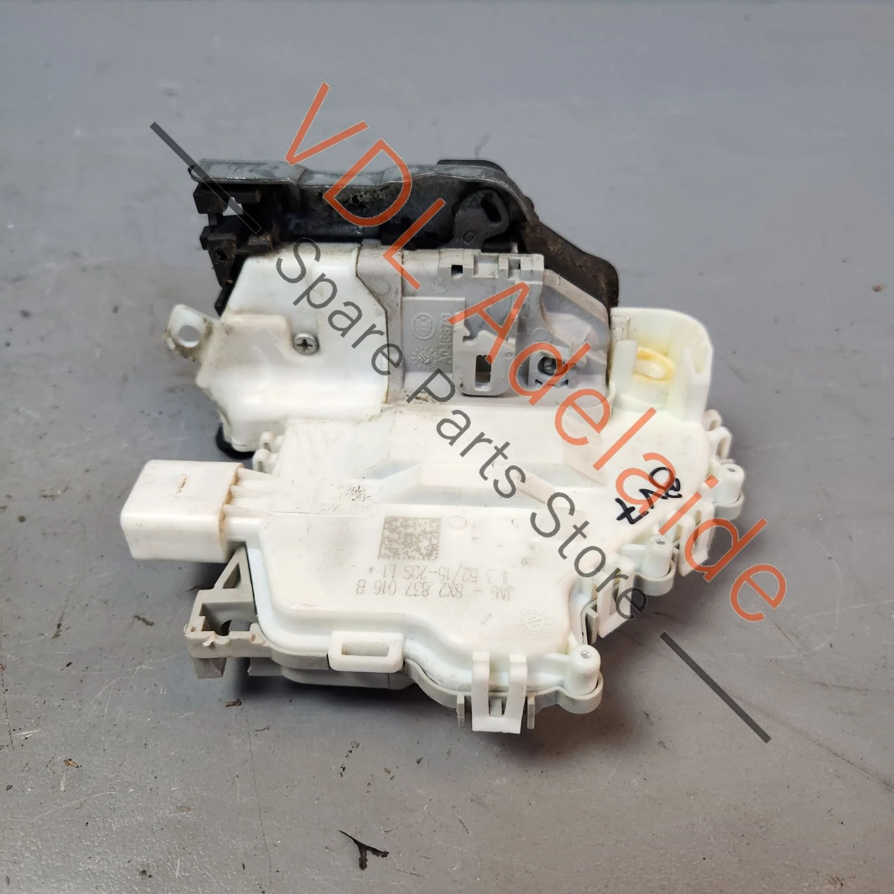Audi A3 S3 RS3 8V Front Right Door Lock Mechanism 8X2837016B