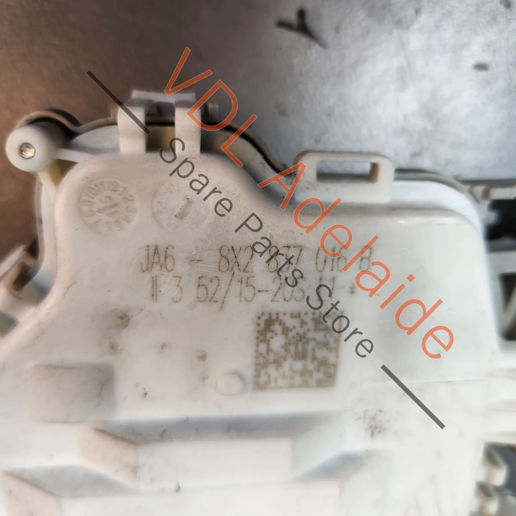 Audi A3 S3 RS3 8V Front Right Door Lock Mechanism 8X2837016B - Image 2