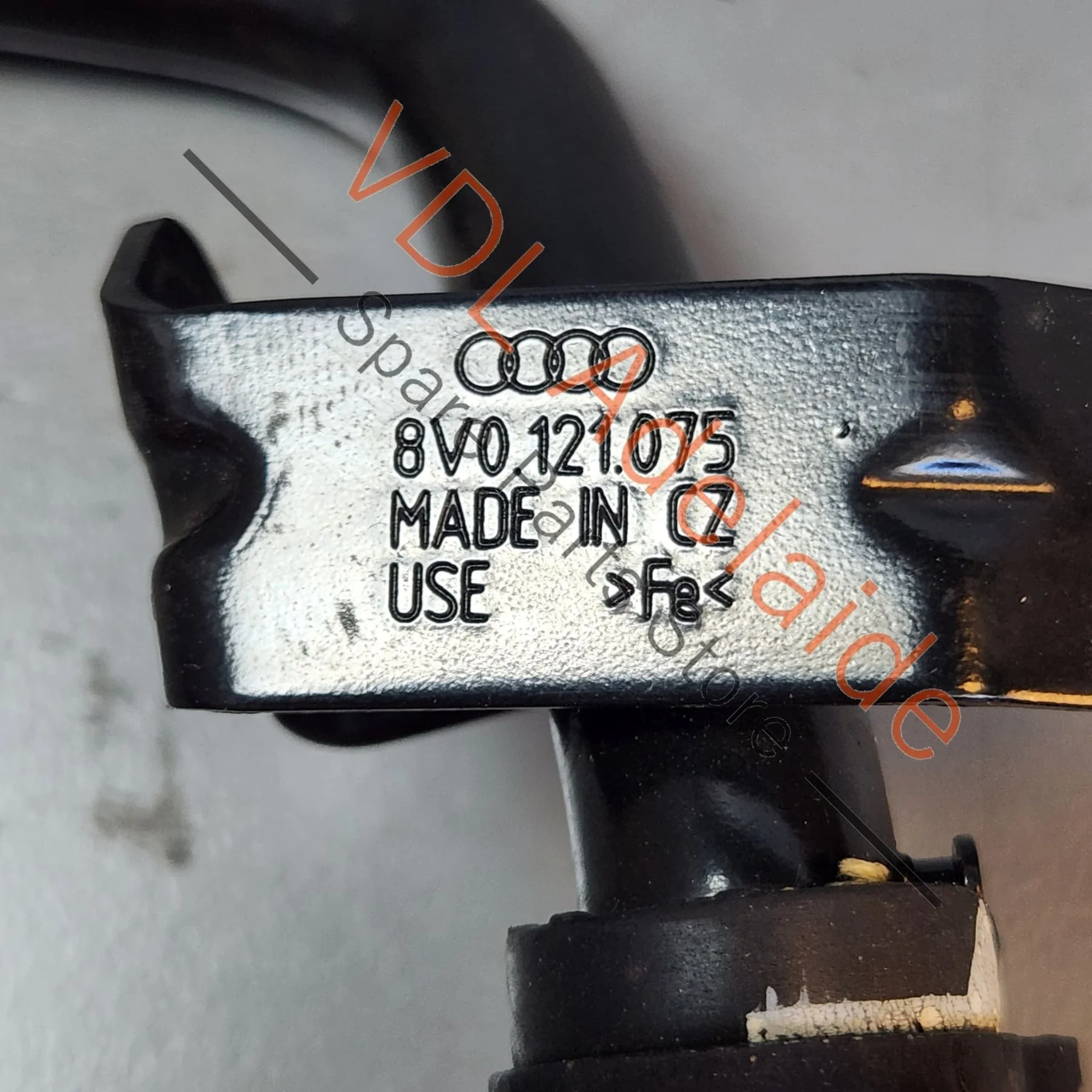 Audi RS3 8V Coolant Hose Pipe 8V0121075 - Image 5