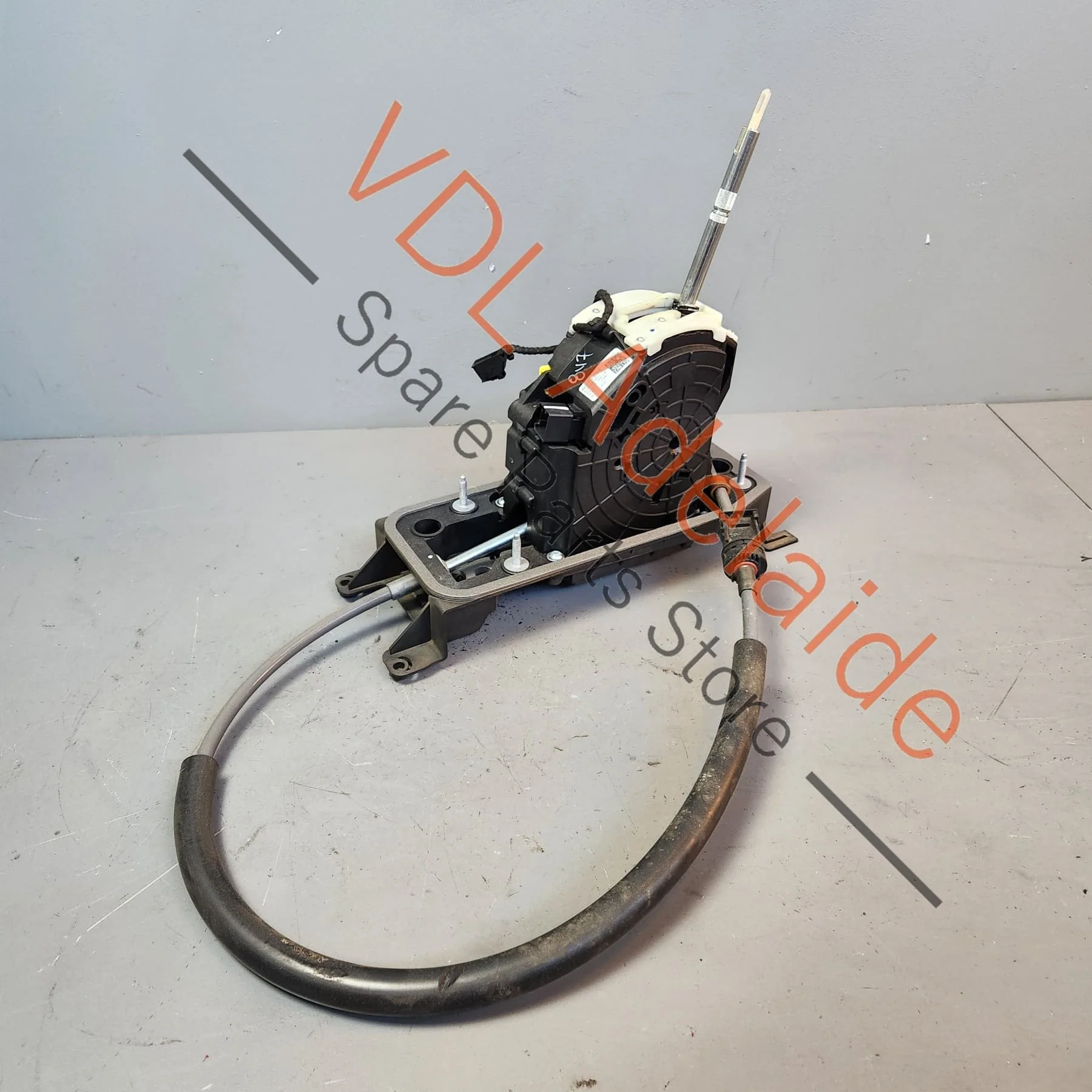 Audi RS3 8V Gear Shifter Selector for RHD DQ500 8V2713023Q / 8V2713023AR