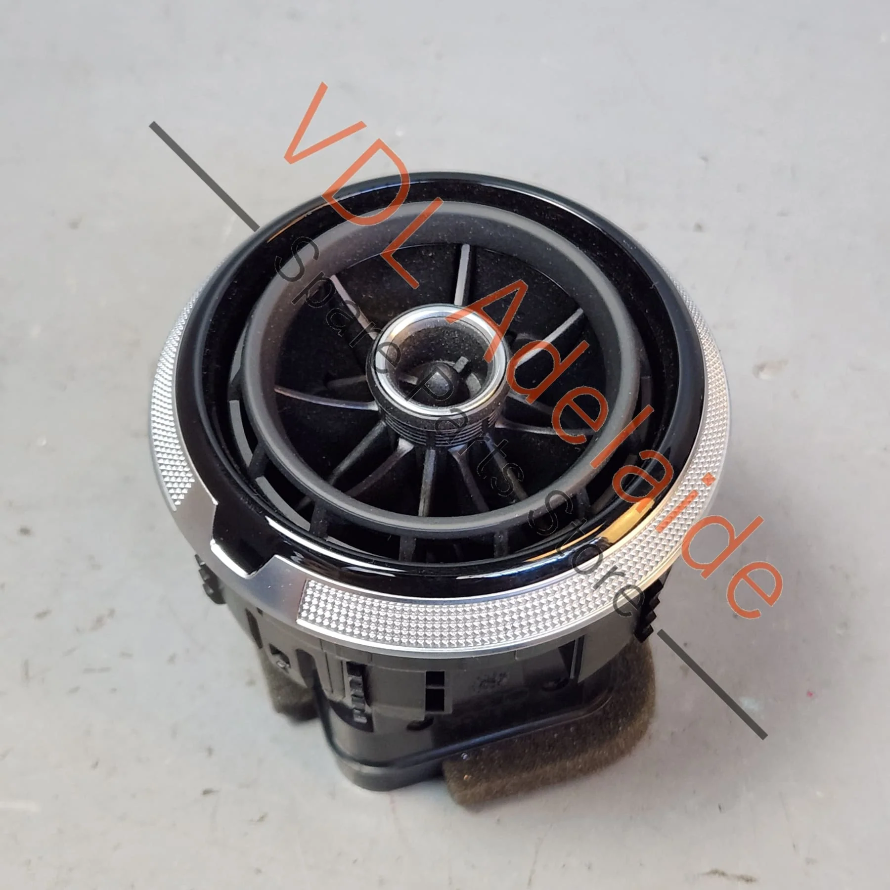 Audi A3 S3 RS3 8V Black Dashboard Air Vent for AC Air Conditioning 8V0820901A 6PS