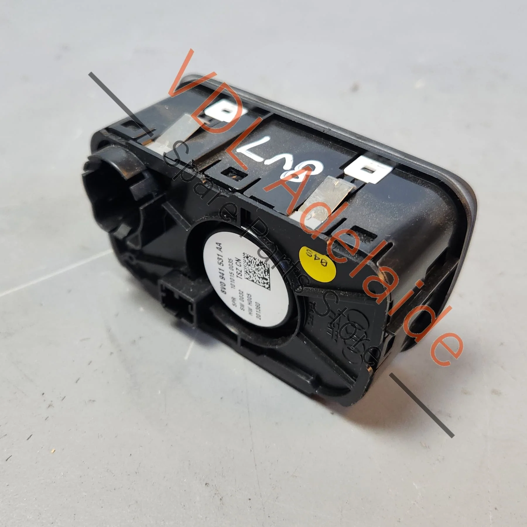 Audi A3 S3 RS3 8V Multi-Switch for Side & Driving Lights Headlight Switch 8V0941531AA - Image 2