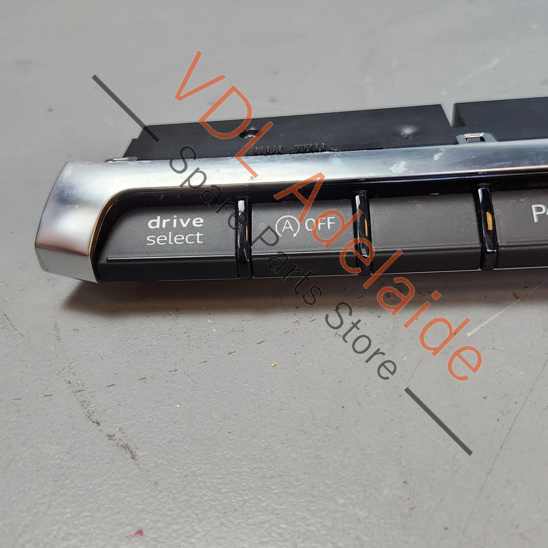 Audi Dashboard Switch for Drive Select 8V0925301DS - Image 9