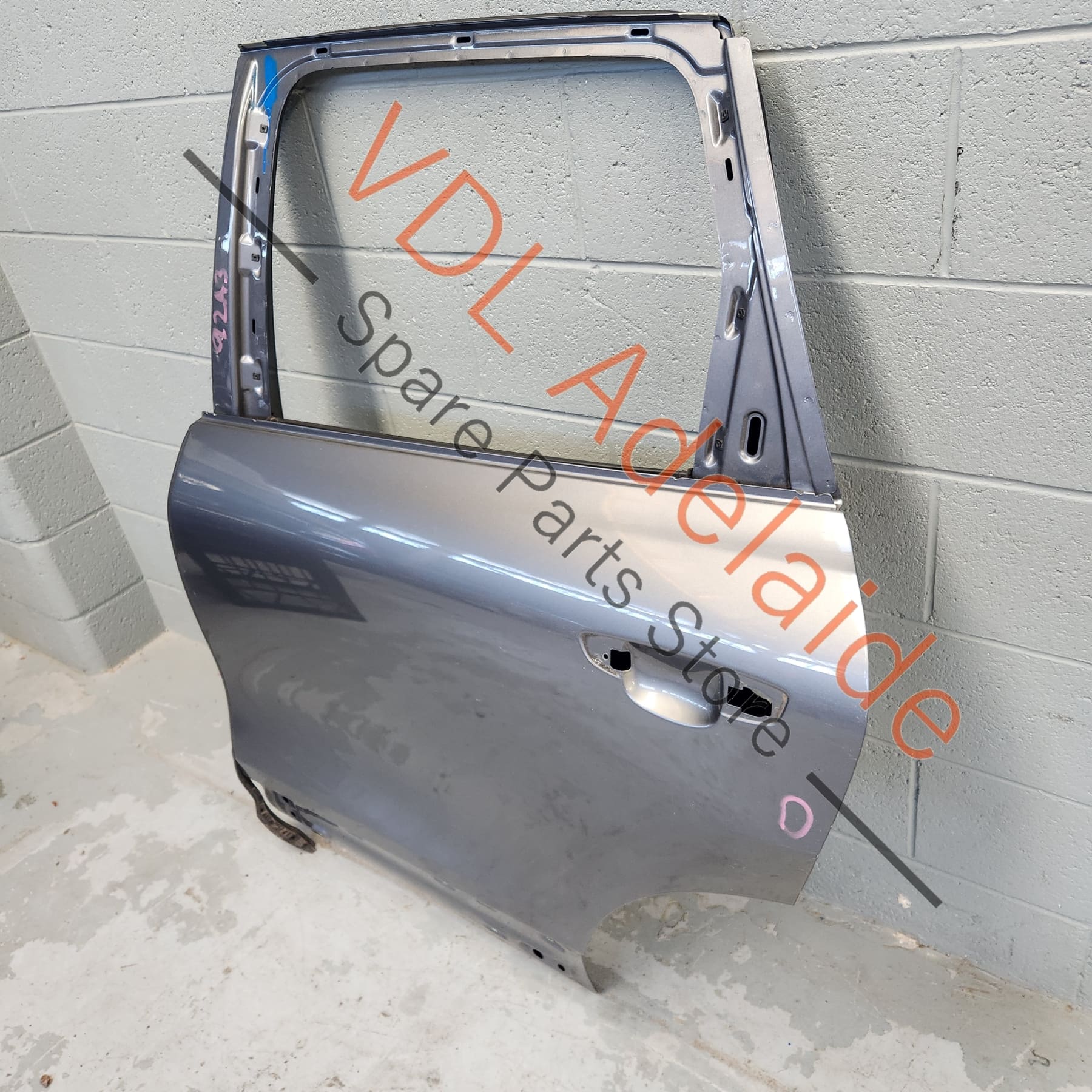 Porsche Cayenne 958 Rear Left Door Shell Panel Meteor Gray Metallic M7W/9Q 958833055 GRV - Image 2