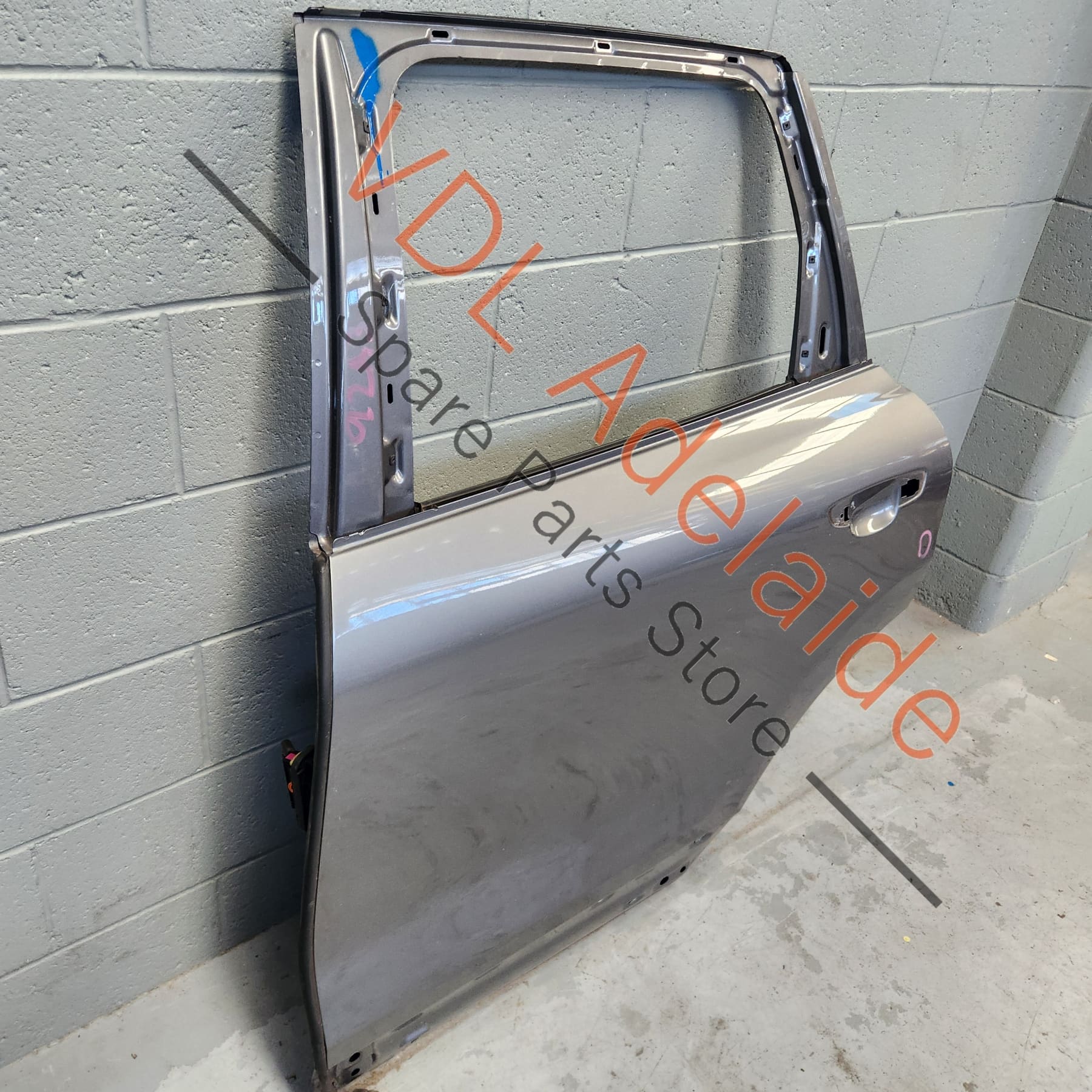 Porsche Cayenne 958 Rear Left Door Shell Panel Meteor Gray Metallic M7W/9Q 958833055 GRV - Image 3