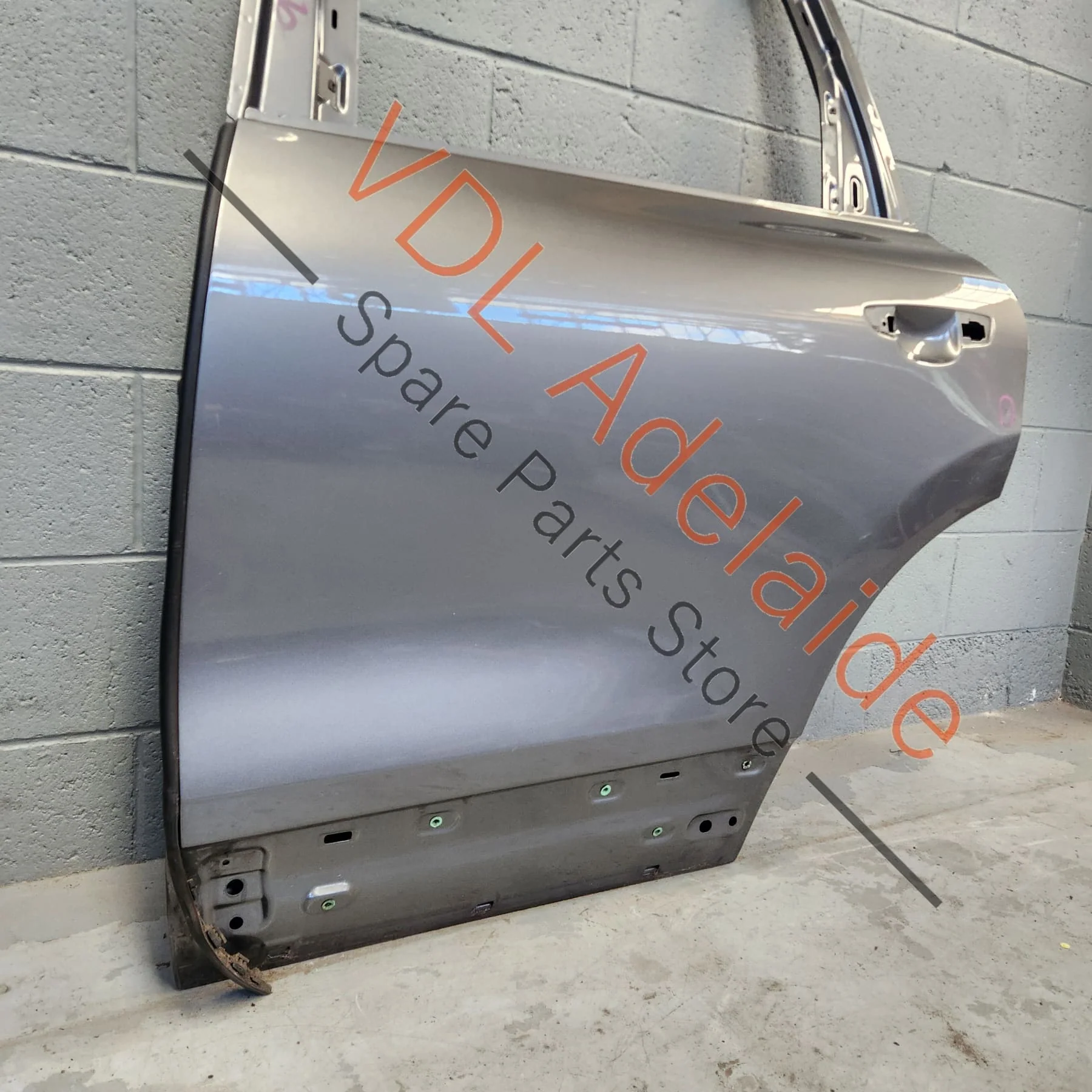 Porsche Cayenne 958 Rear Left Door Shell Panel Meteor Gray Metallic M7W/9Q 958833055 GRV - Image 4