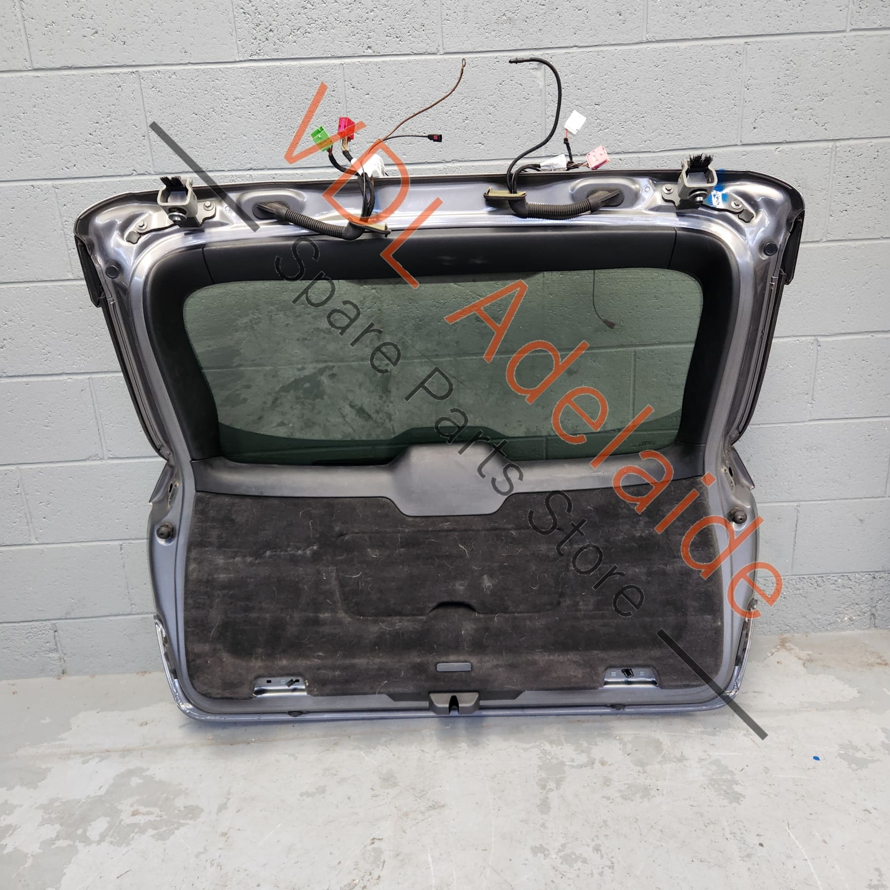 Porsche Cayenne 958 Rear Hatch Boot Lid Panel Meteor Gray Metallic M7W/9Q Incl rear spoiler 95851293901 - Image 7