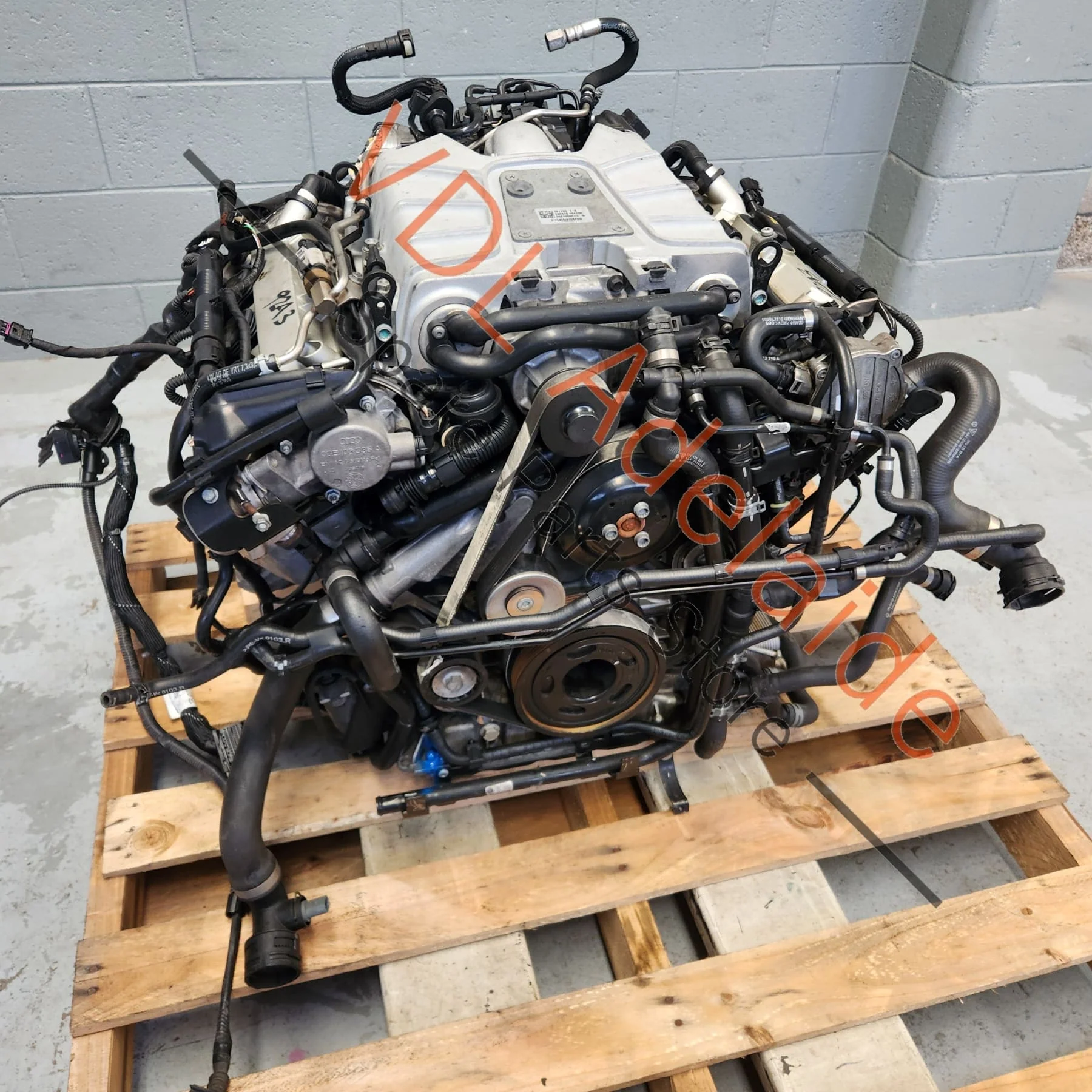Porsche Cayenne 958 3.0L V6 245kw 06EC Petrol Engine Supercharged Complete incl Wiring etc