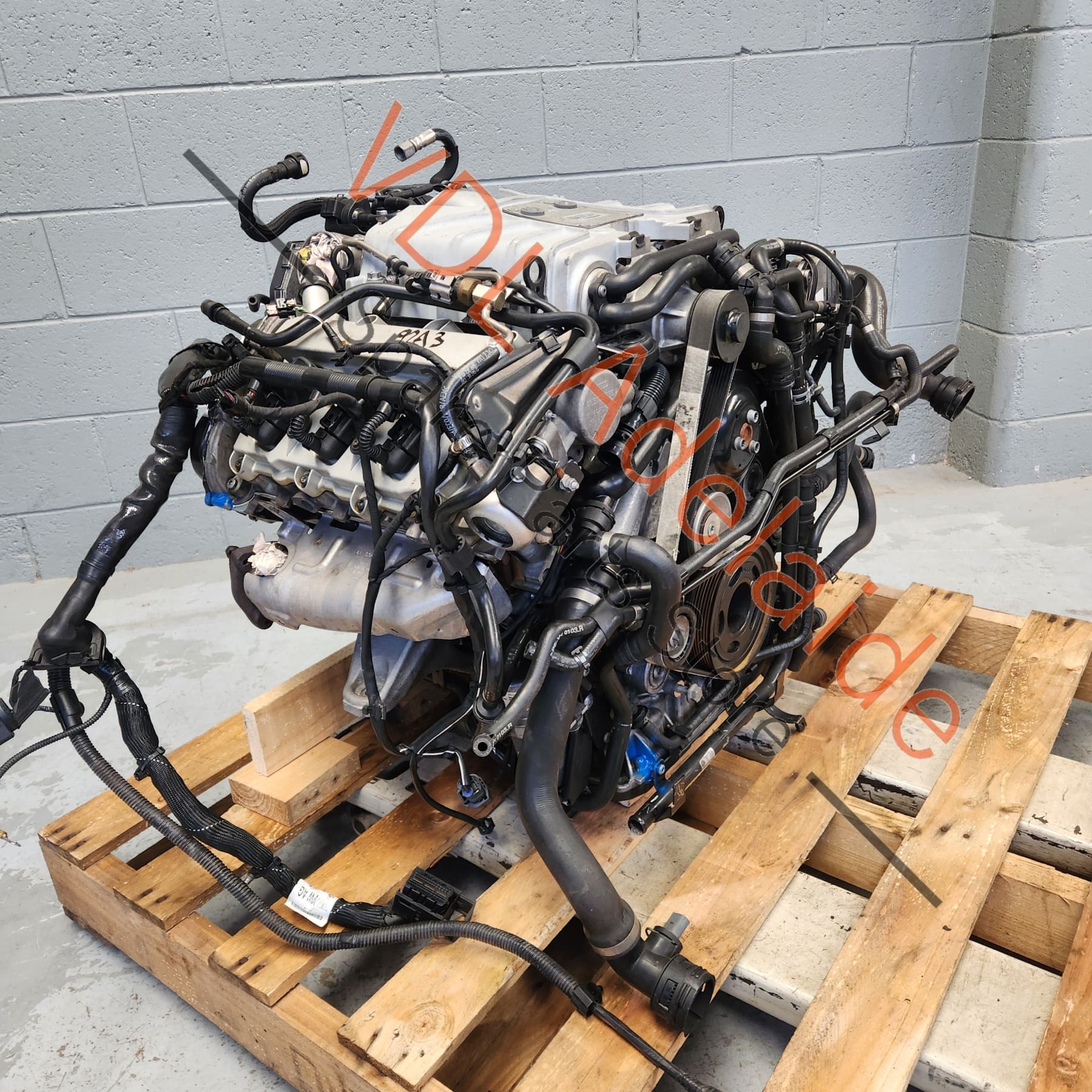 Porsche Cayenne 958 3.0L V6 245kw 06EC Petrol Engine Supercharged Complete incl Wiring etc - Image 3