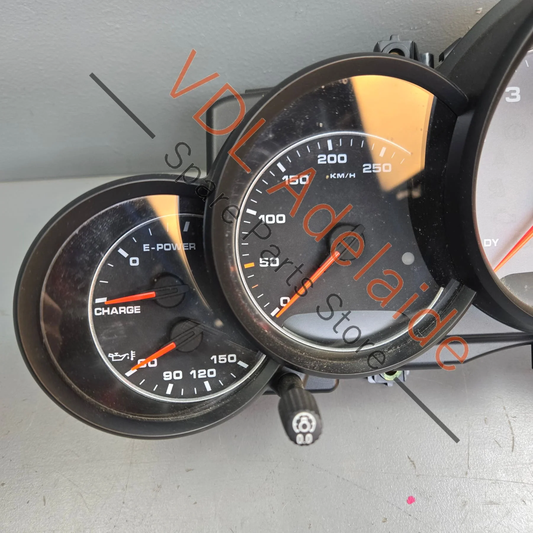 Porsche Cayenne 958 3.0 Hybrid Instrument Cluster 95864115411 7P5920903C - Image 5
