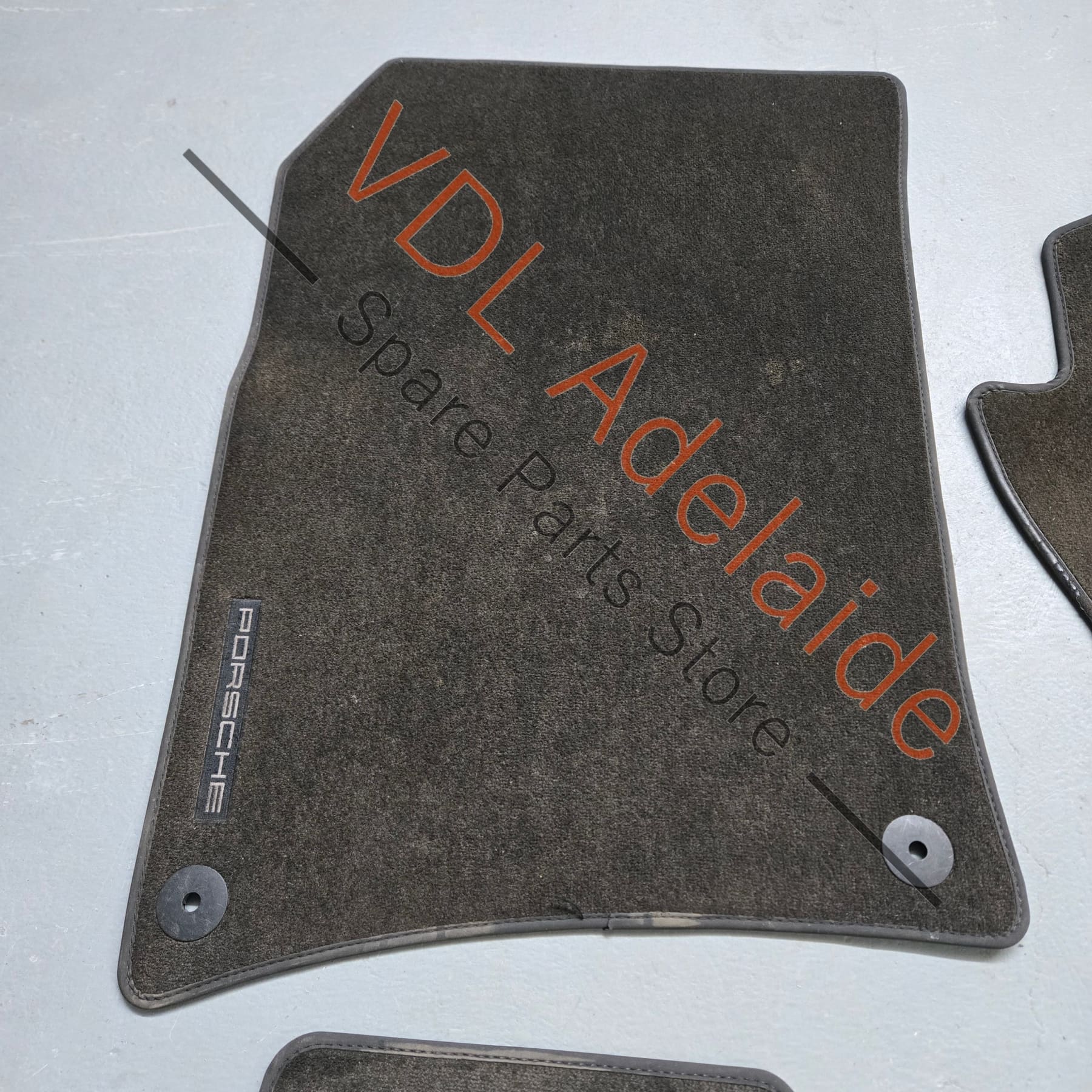 Porsche 958 Cayenne Genuine OEM Set of Floor Mats - Image 5