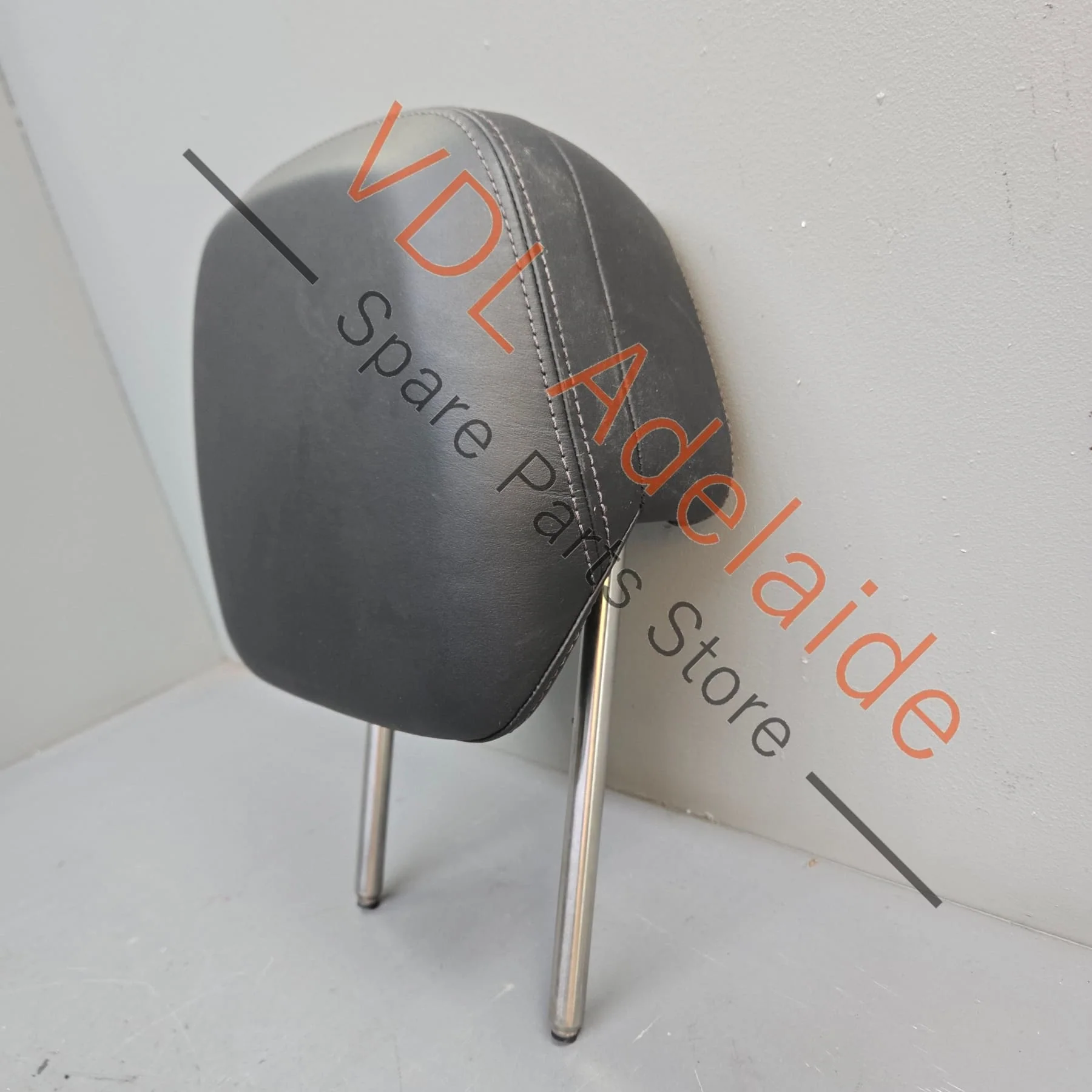 Porsche Cayenne 958 Head Rest Headrest Black Leather Rear Seat Right 95852282200 8YR - Image 3