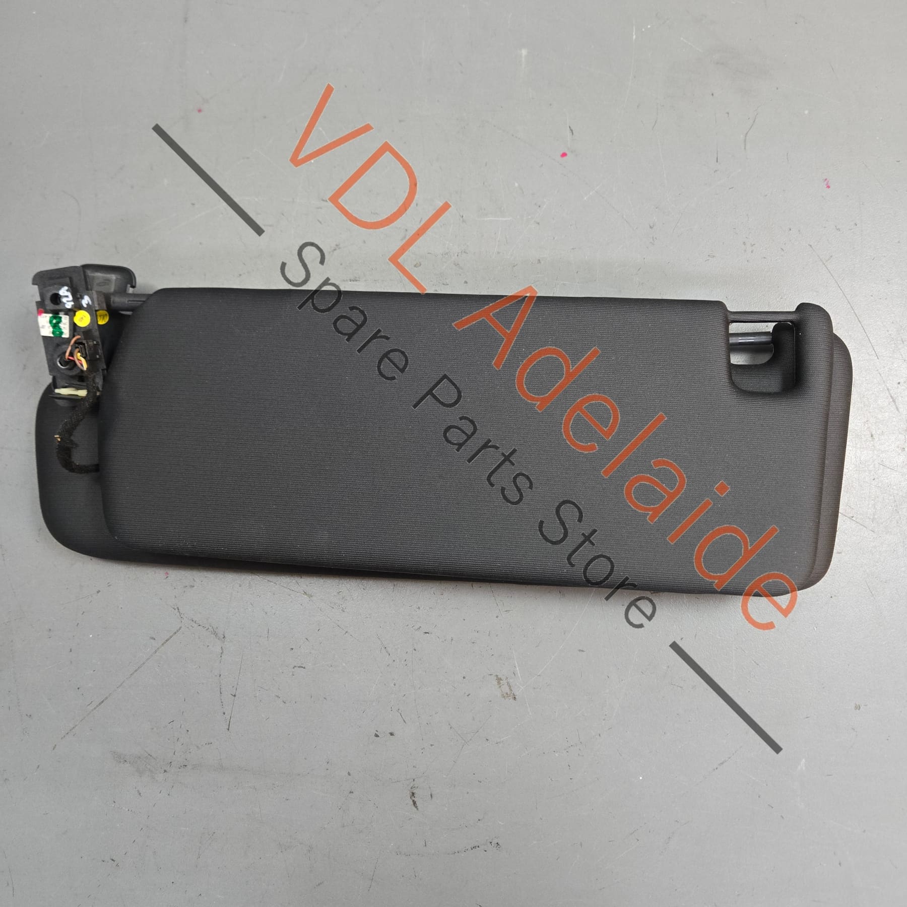 Porsche Cayenne 958 Left Side Sun Visor 95873155127 AY1 7P0857551 - Image 4
