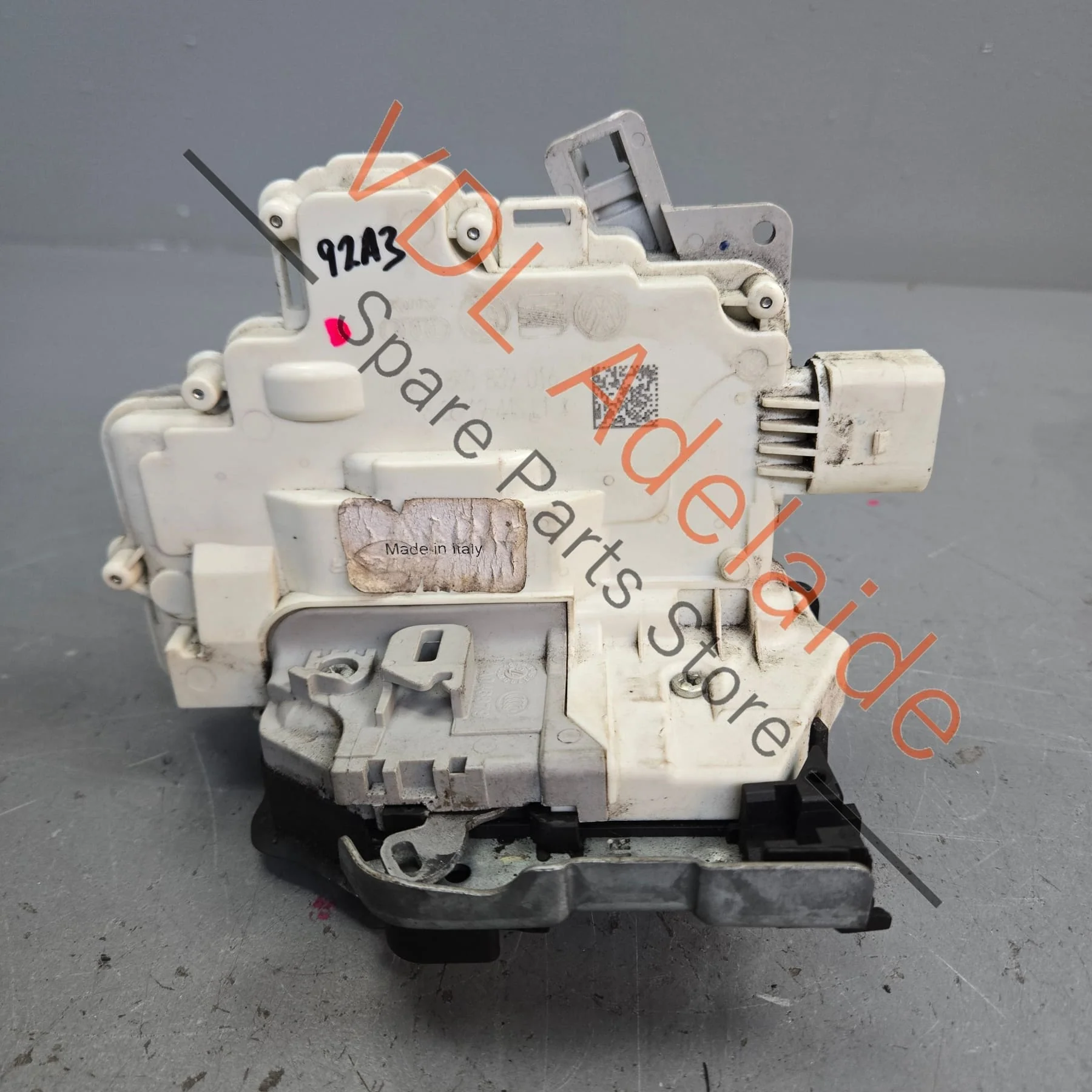 Genuine Porsche Cayenne 958 Right Rear Door Lock Mechanism 8K0839016 9A783911600 Also for Audi VW