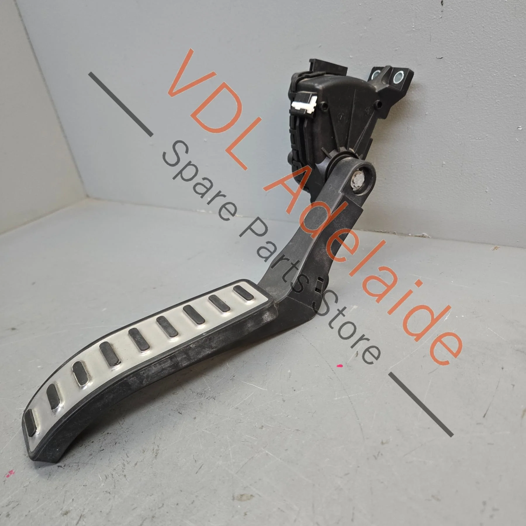 Porsche Cayenne 955 957 958 Throttle Pedal RHD 7L0723507E 95542302450 - Image 2