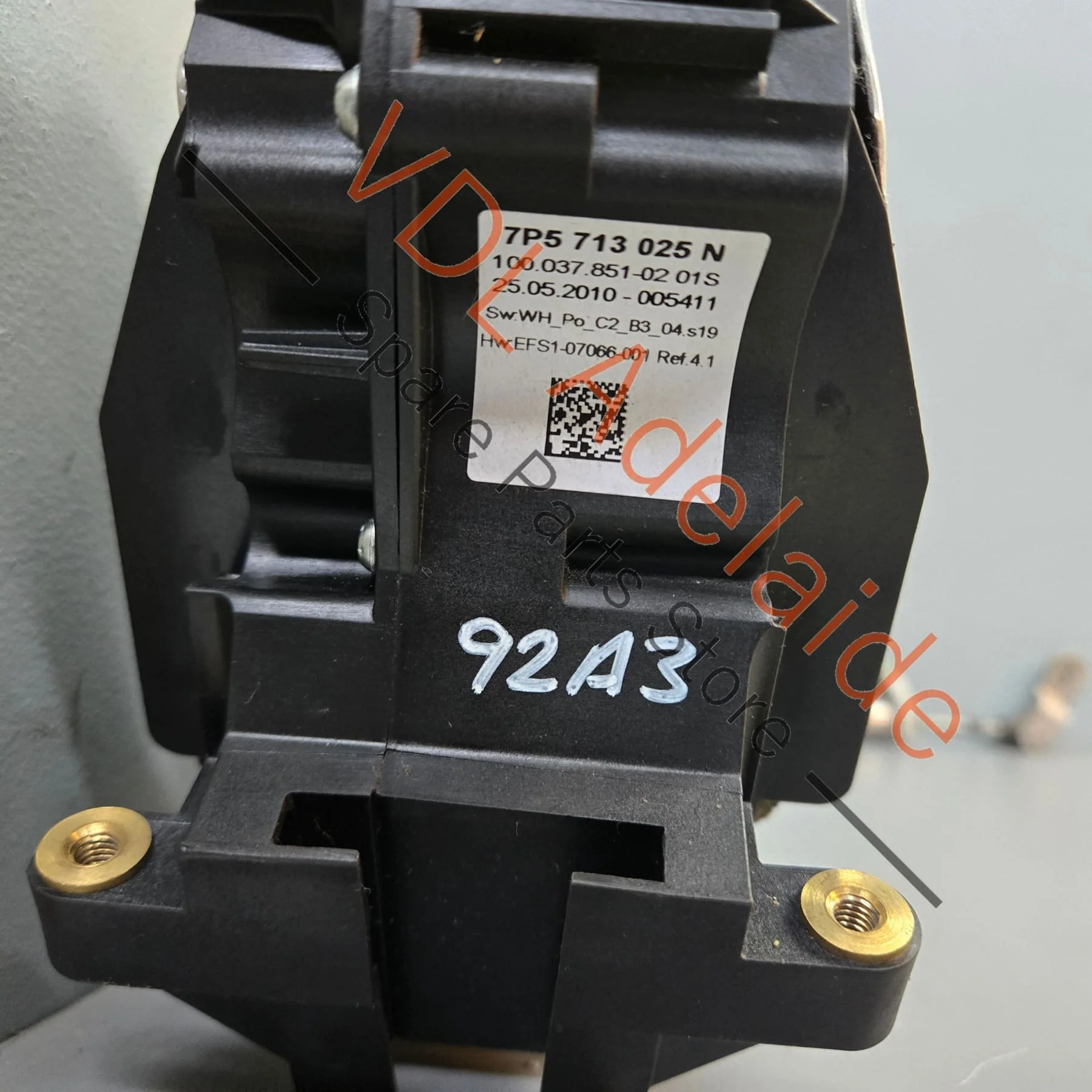 Porsche Cayenne 958 Gear Shifter Selector Mechanism 95842609300 95842609310 7P5713025N - Image 5