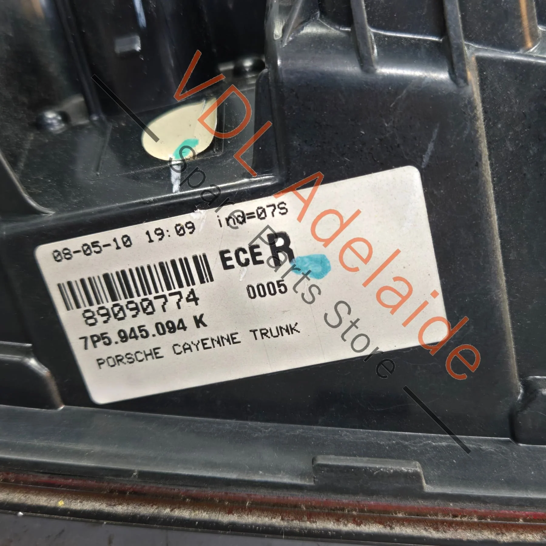 Porsche Cayenne 958 Right Rear Inner Tail Light 95863109401 7P5945094K 958945094 - Image 6