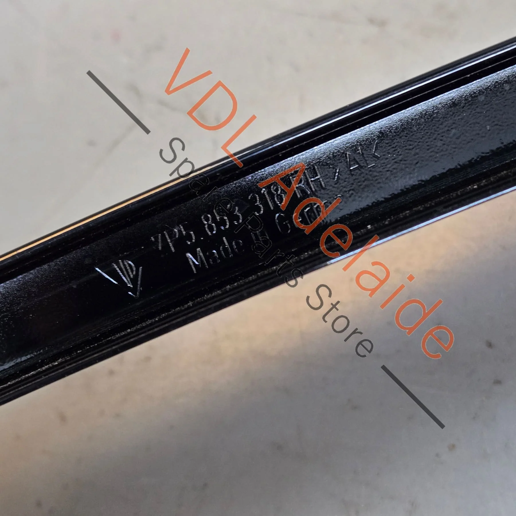 Porsche Cayenne Front Right Door B Pillar Exterior Moulding Trim 7P5853318 95855931801 GW1 Gloss Black - Image 6