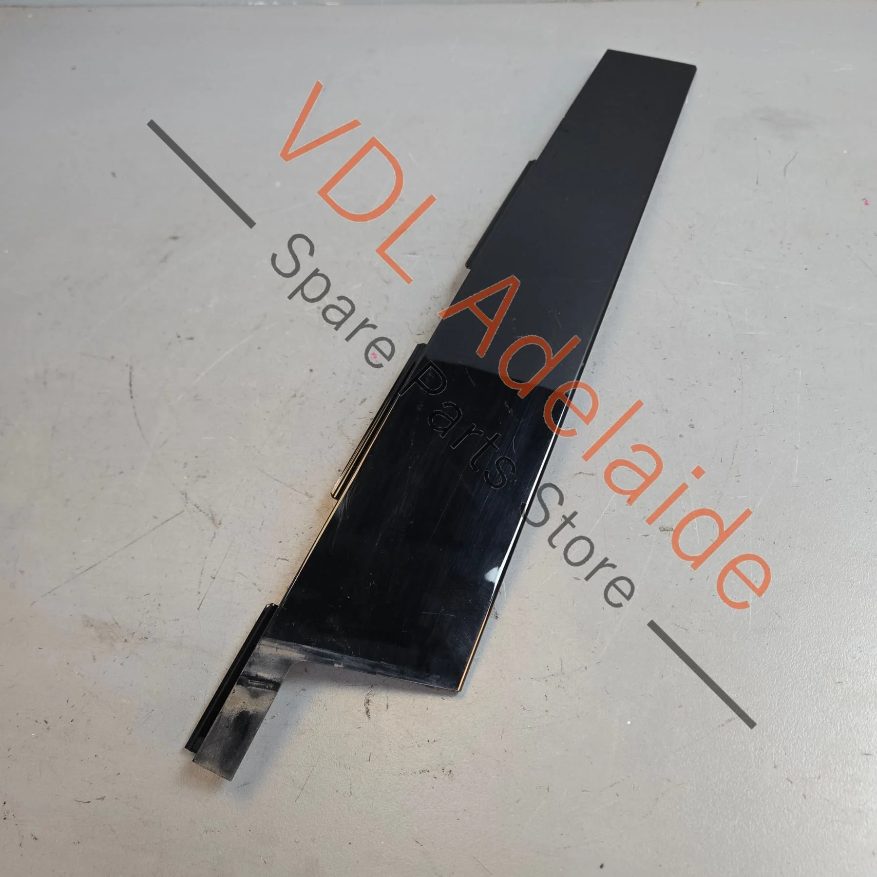 Porsche Cayenne Front Left Door B Pillar Exterior Moulding Trim 7P5853317 95855931701 GW1 Gloss Black