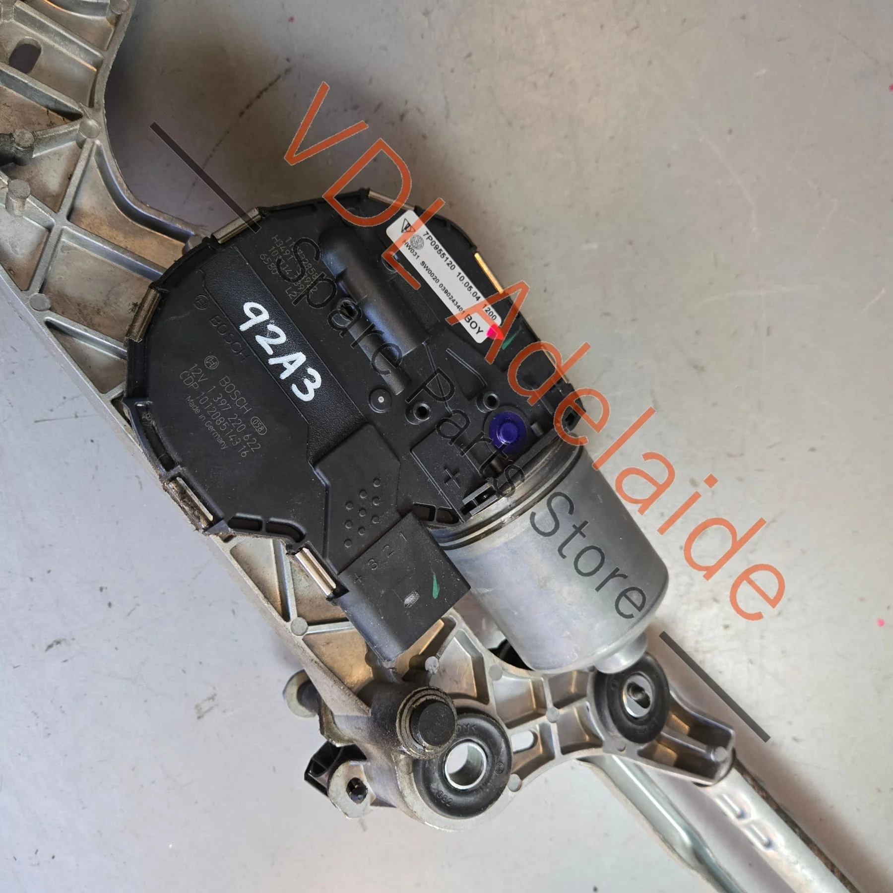 Porsche Cayenne 958 Windscreen Wiper Motor and Linkage 7P0955120 958955024A for RHD - Image 2