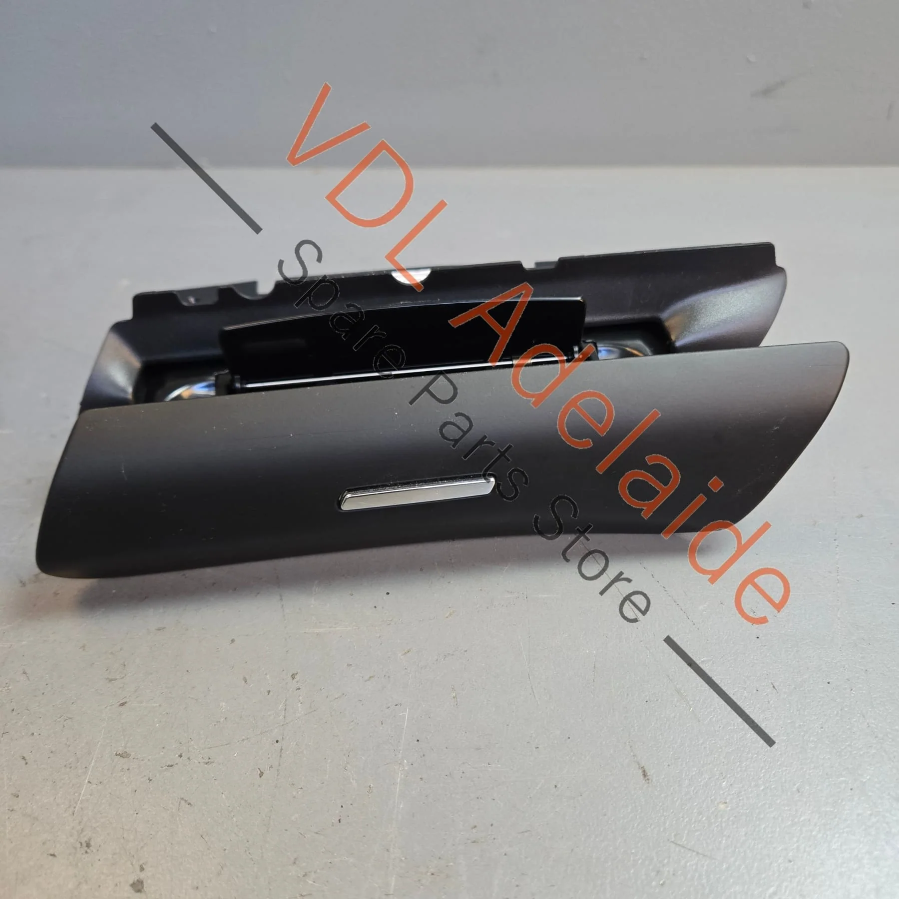 Porsche Cayenne Rear Left Ashtray Storage Compartment Trim 7P5857951