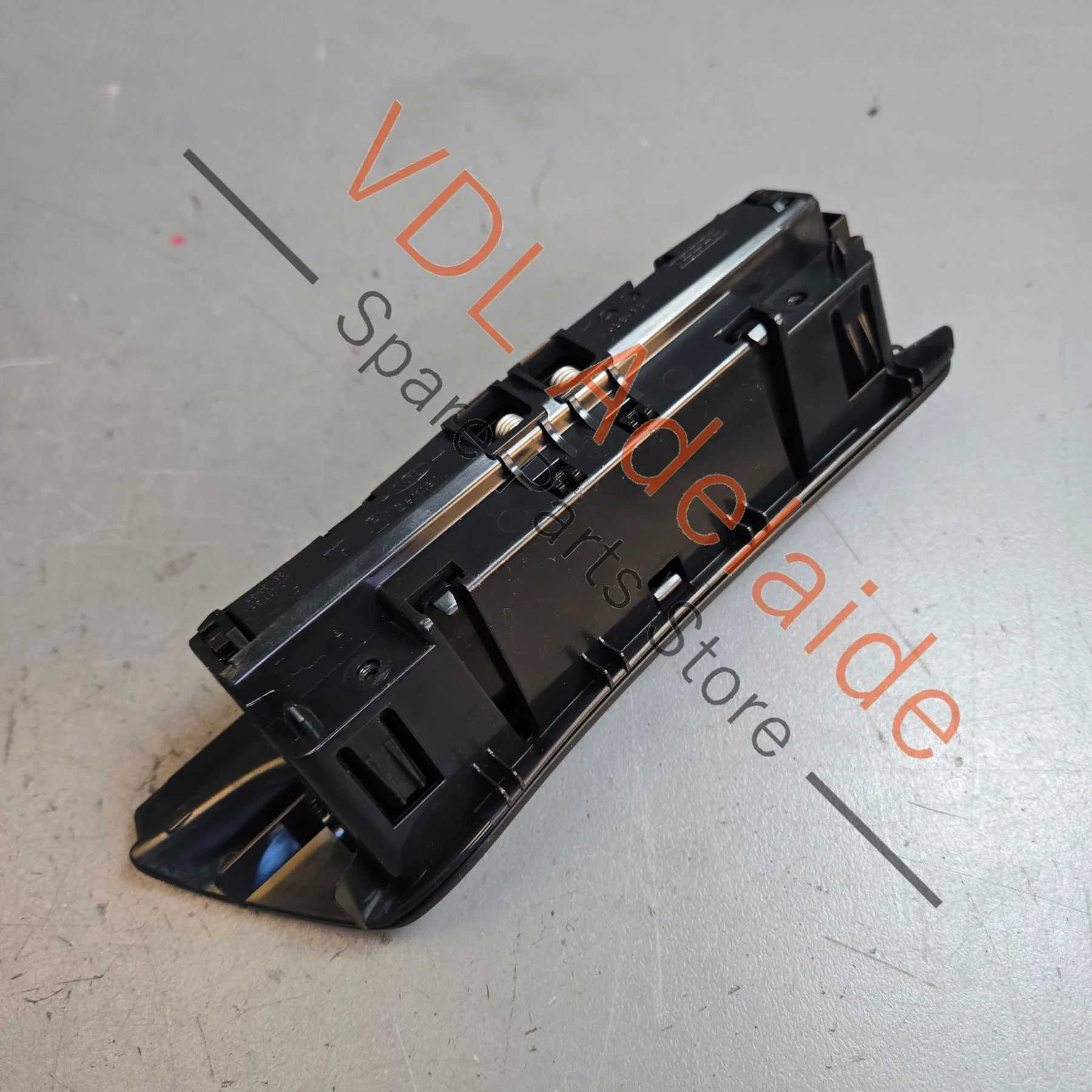 Porsche Cayenne Rear Left Ashtray Storage Compartment Trim 7P5857951 - Image 5