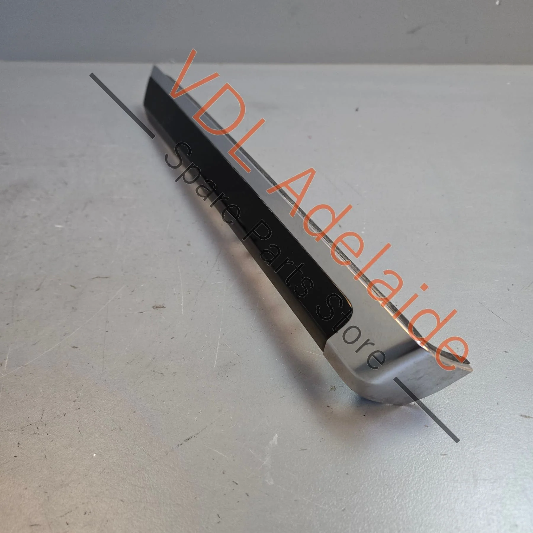 Porsche Cayenne 958 92A Gloss Black Front Right Door Trim Insert 7P5867410F 95855542000 6BB - Image 2