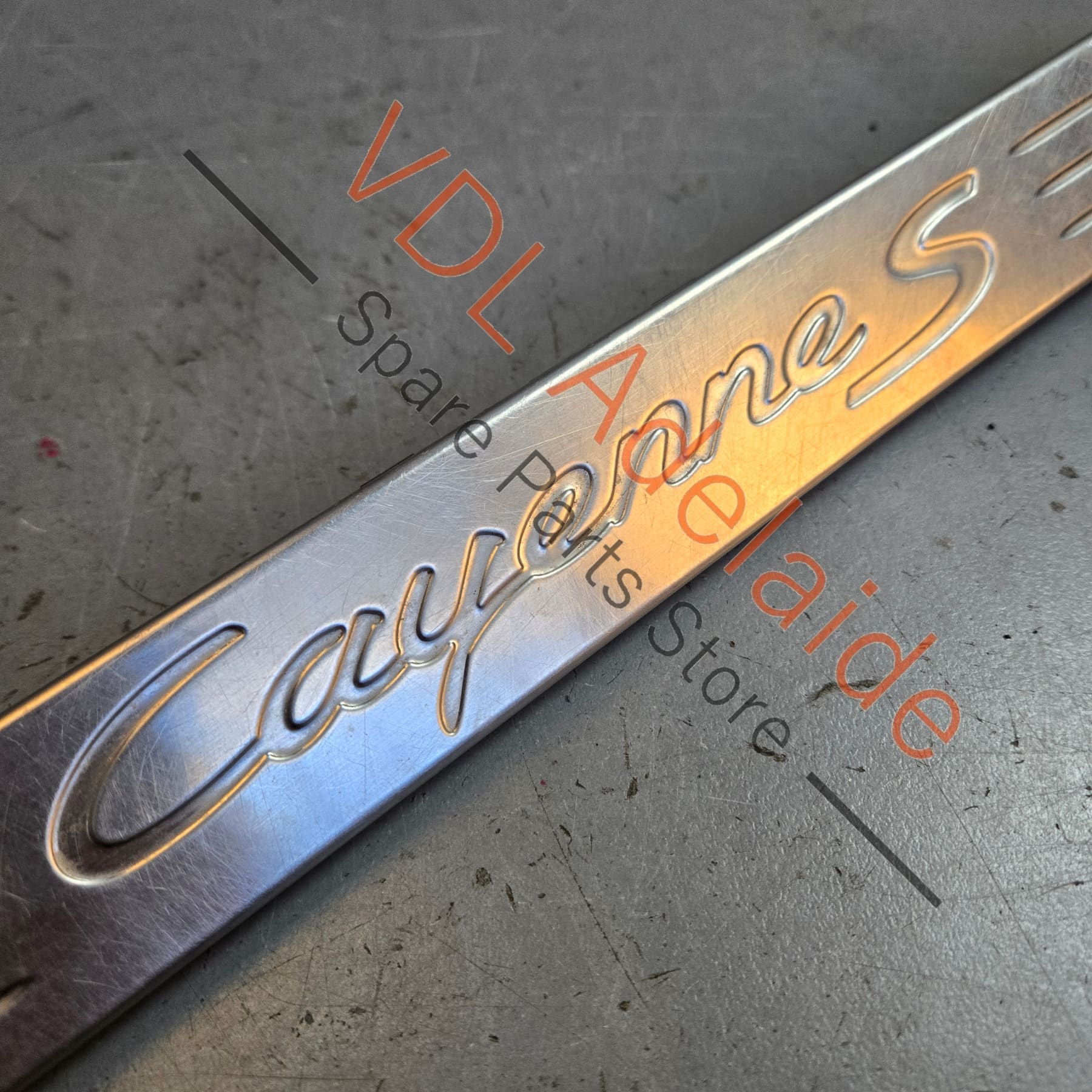 Porsche Cayenne S 958 92A Sill Trim Scuff Front Door 95855546701 6M7 - Image 3